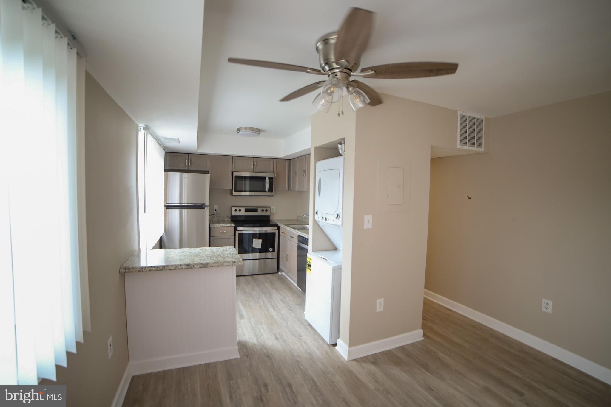 BOLLING BROOK - Residential Lease