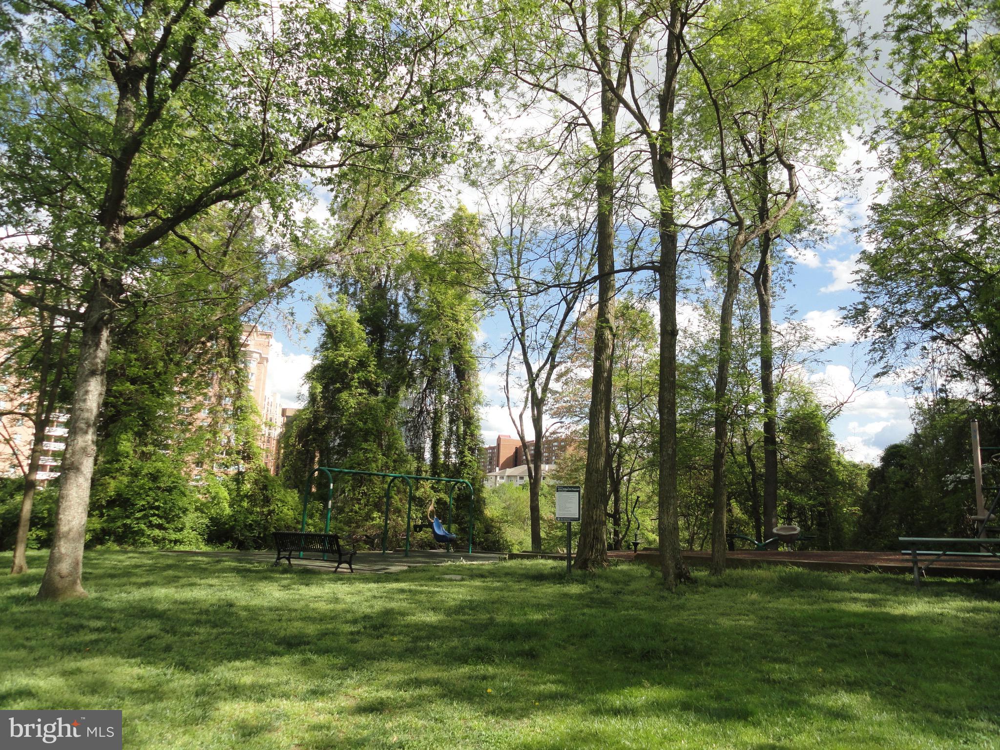 BOLLING BROOK - Residential Lease