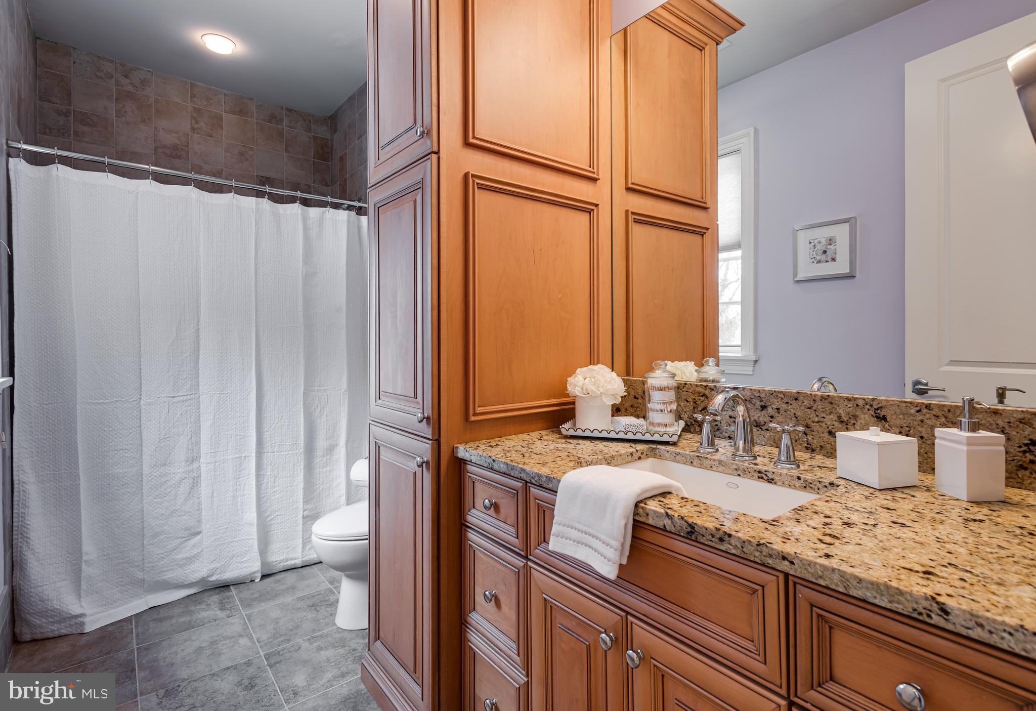 BRYN MAWR - Residential