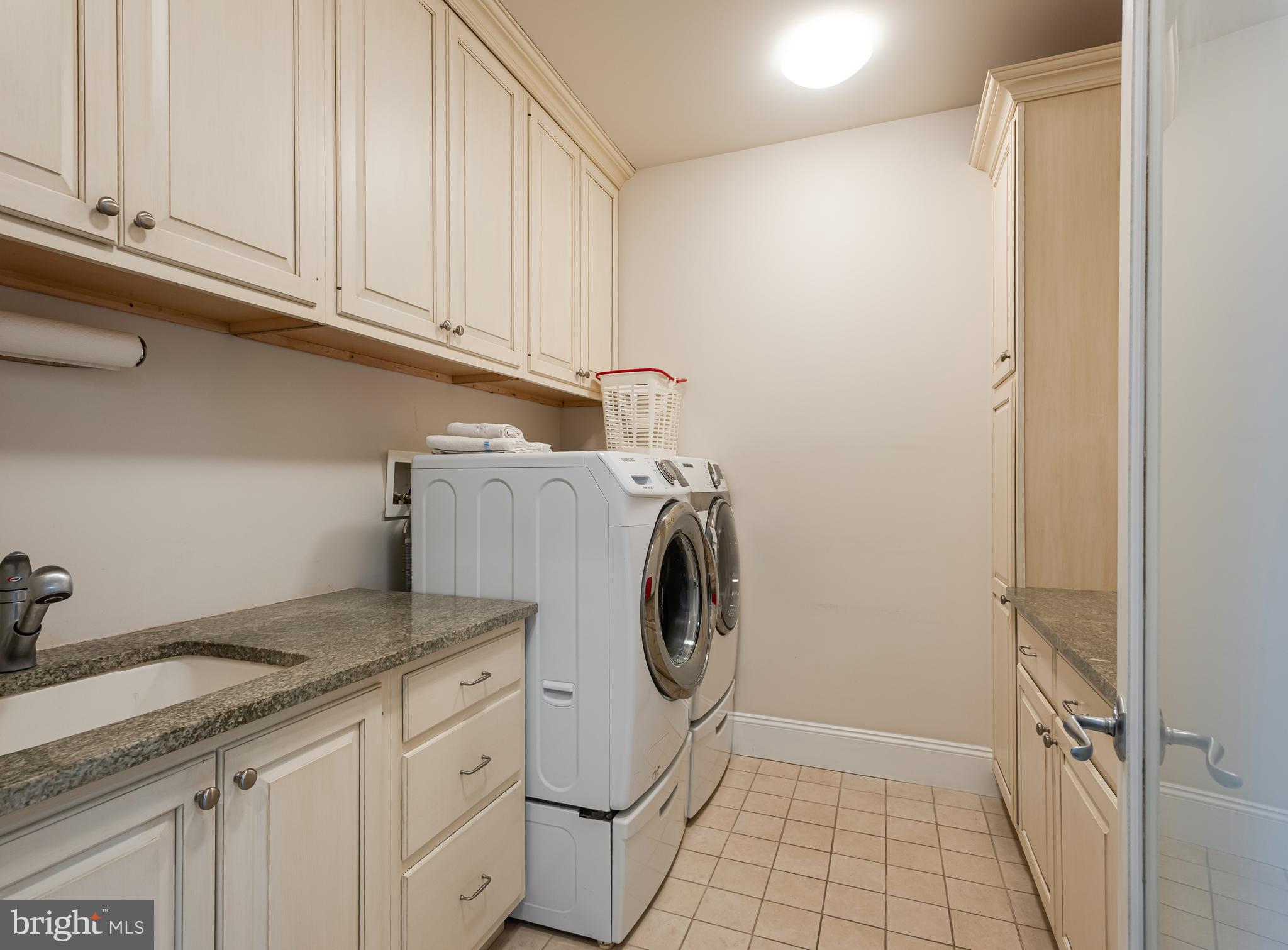 BRYN MAWR - Residential