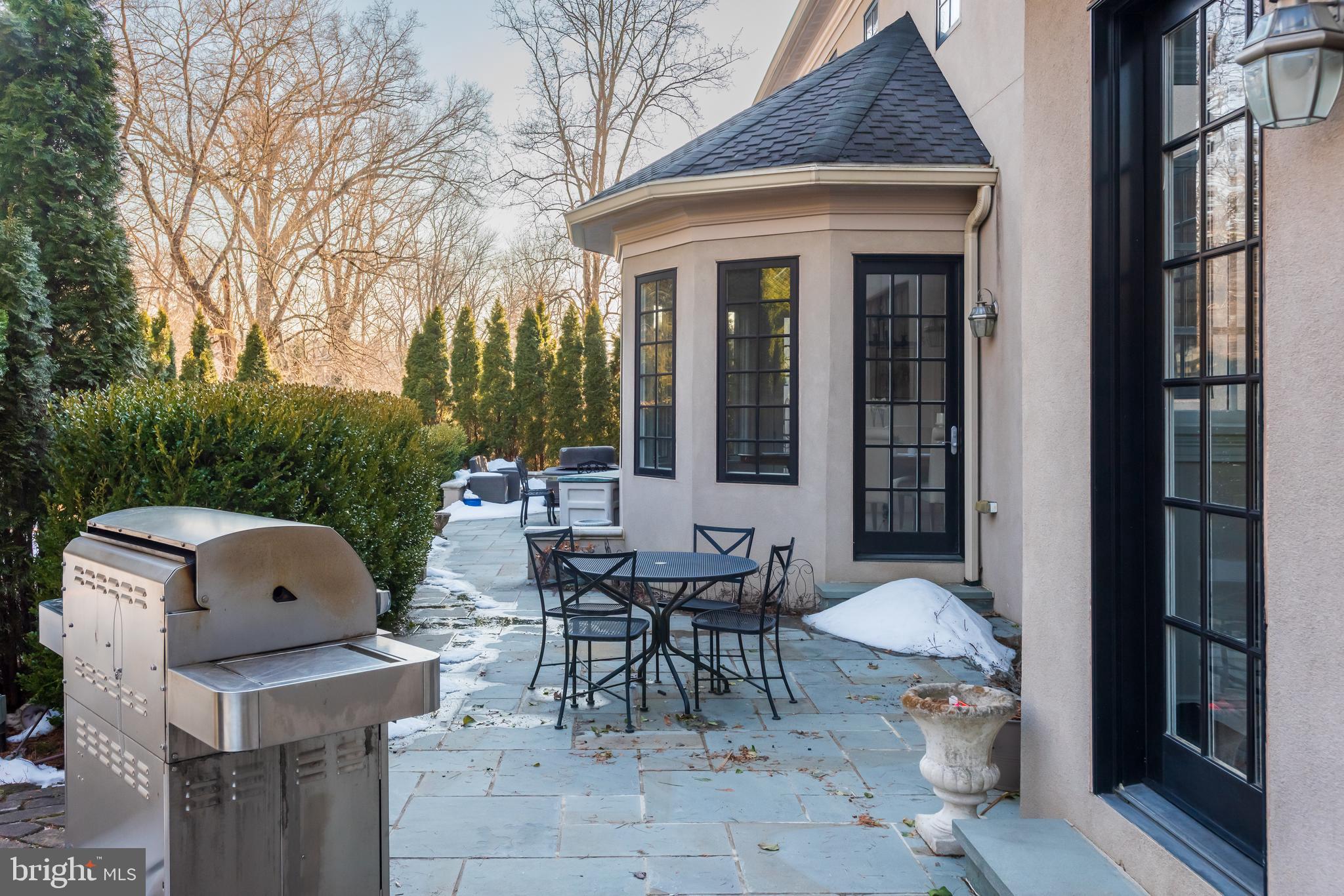 BRYN MAWR - Residential