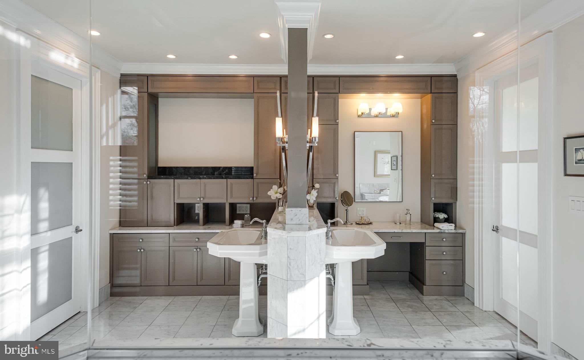 BRYN MAWR - Residential