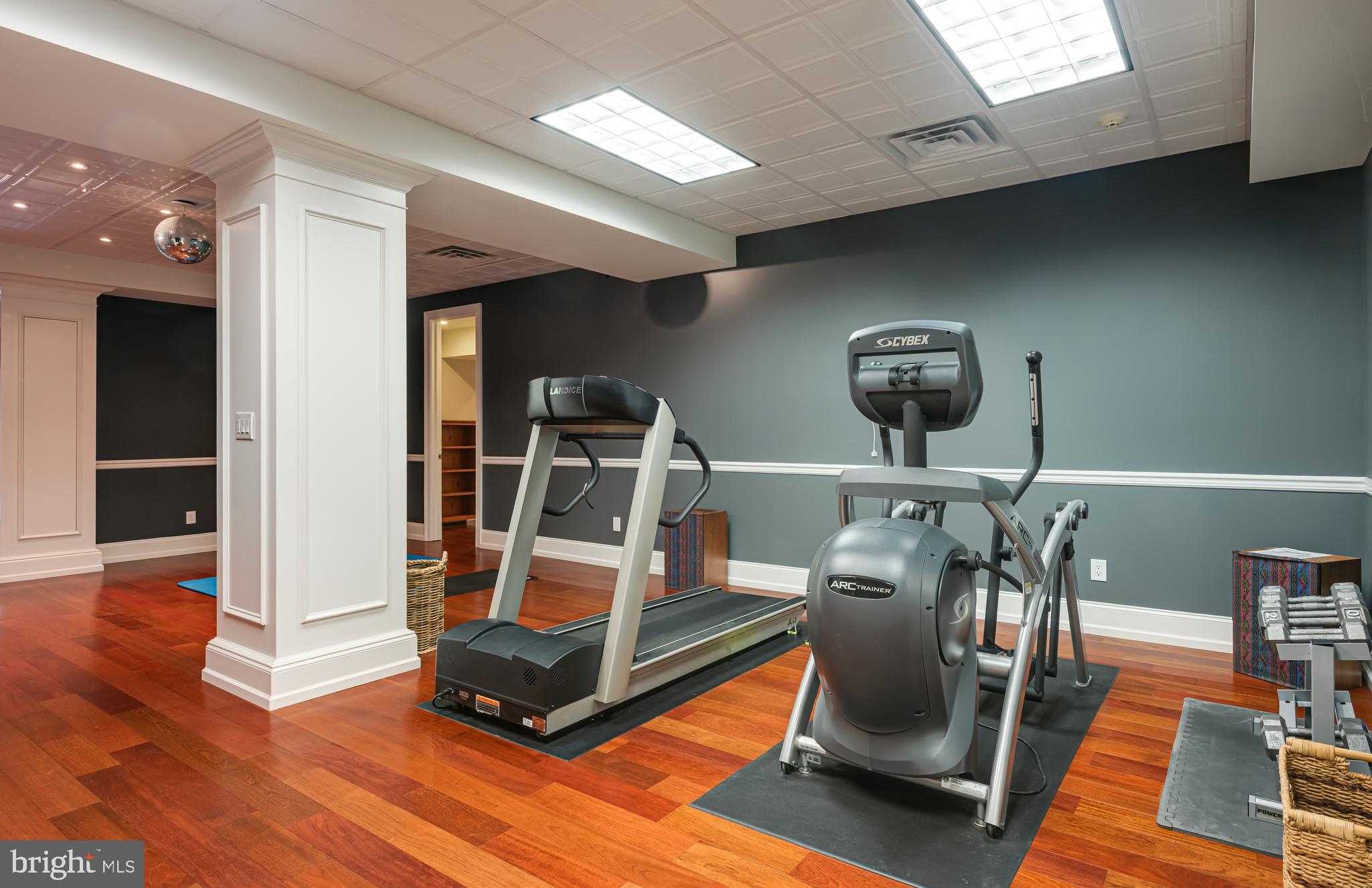 BRYN MAWR - Residential