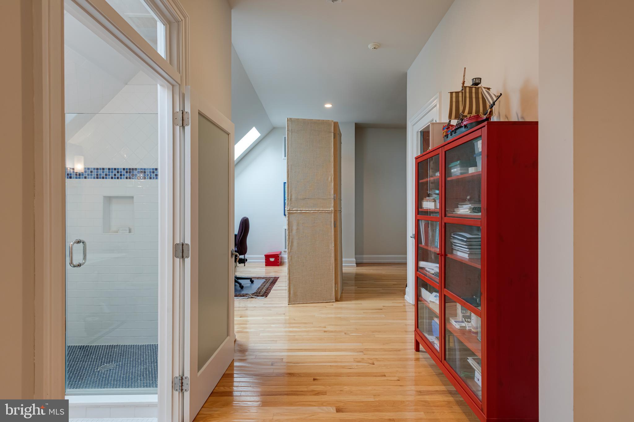 BRYN MAWR - Residential