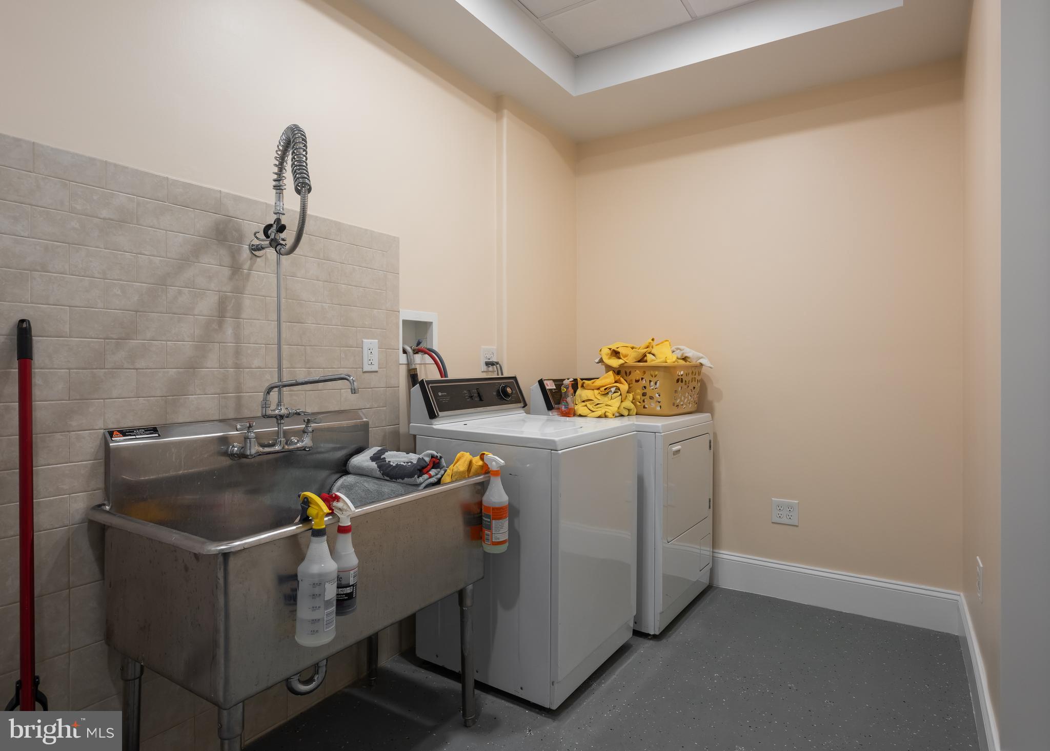 BRYN MAWR - Residential