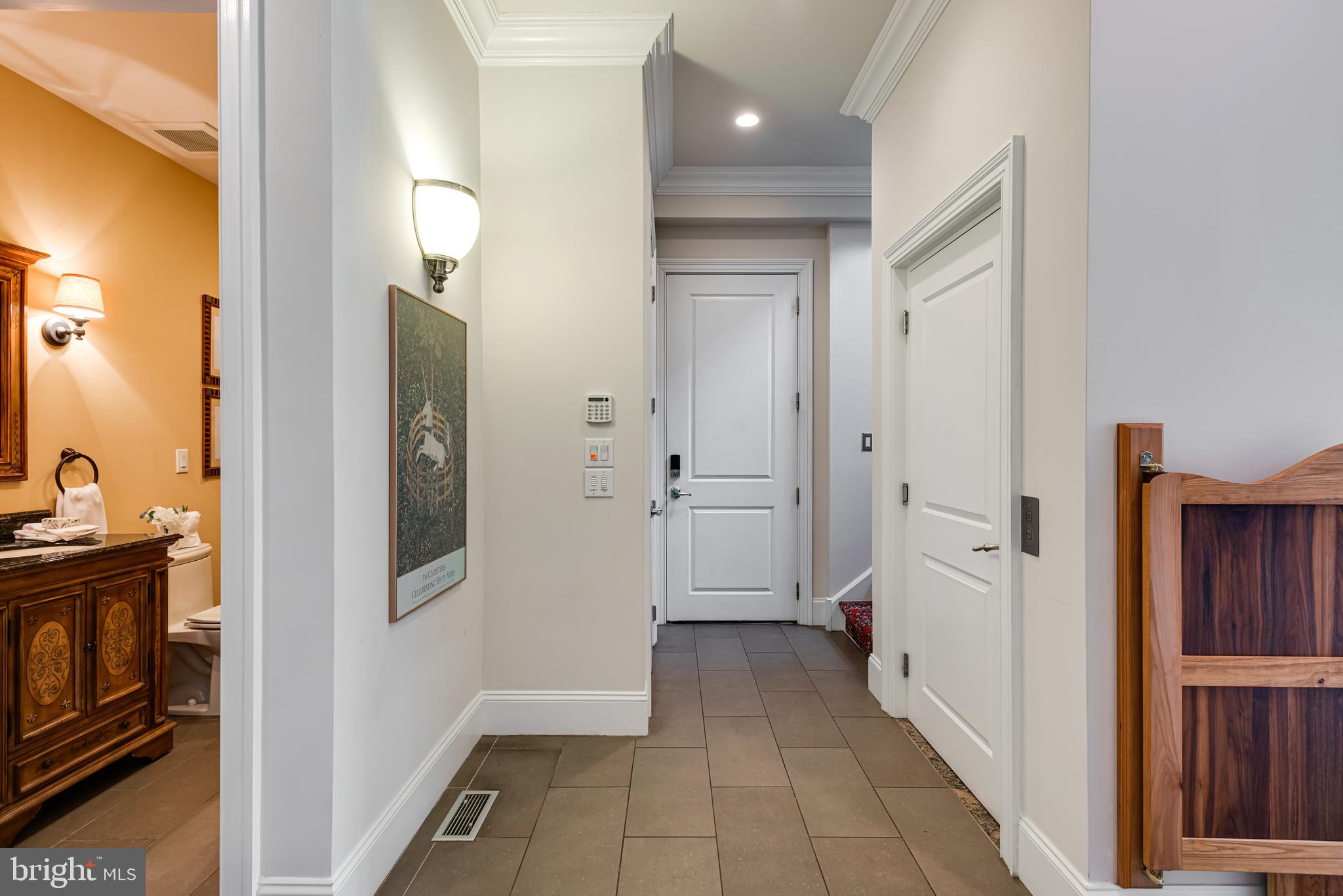 BRYN MAWR - Residential