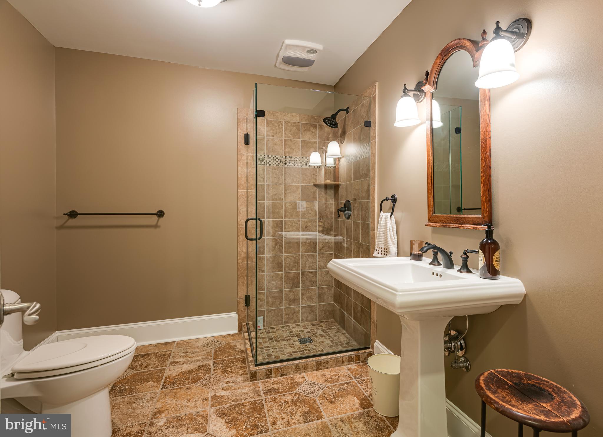 BRYN MAWR - Residential