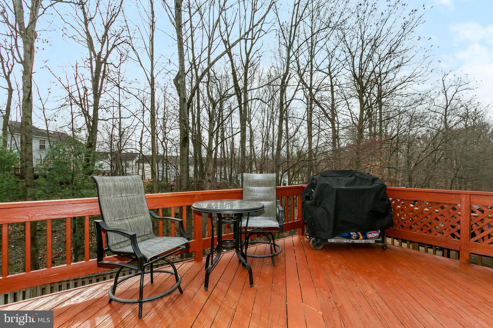 VALLEY STREAM ESTATES - Residential