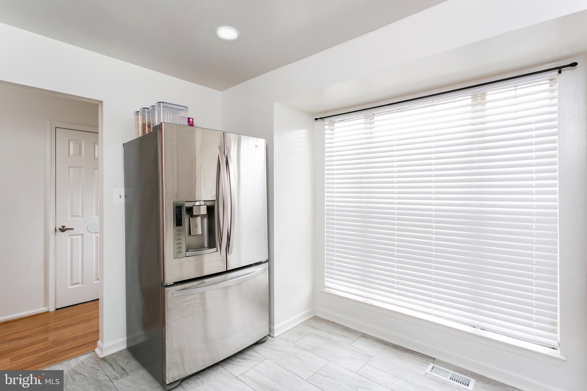 VALLEY STREAM ESTATES - Residential