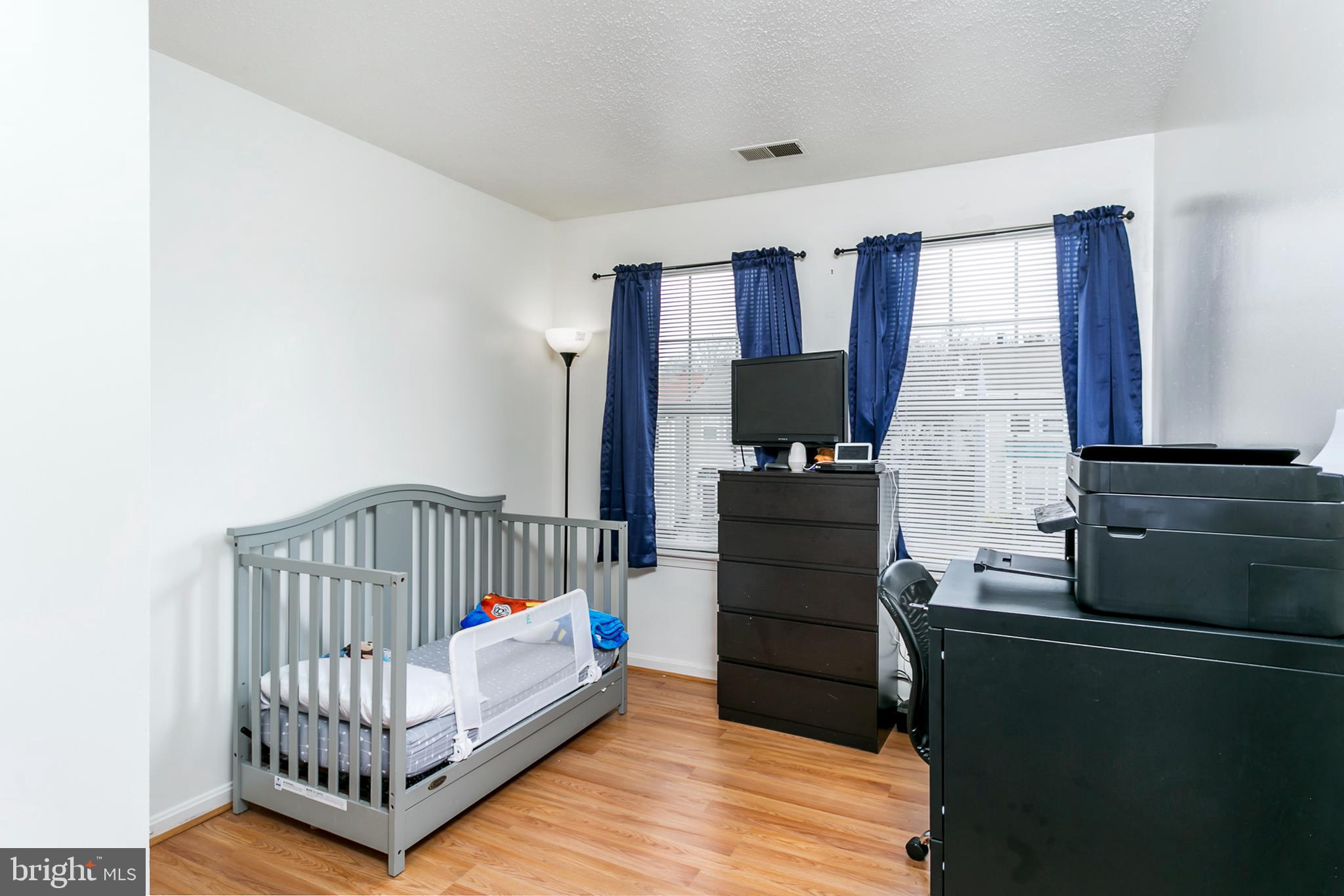 VALLEY STREAM ESTATES - Residential