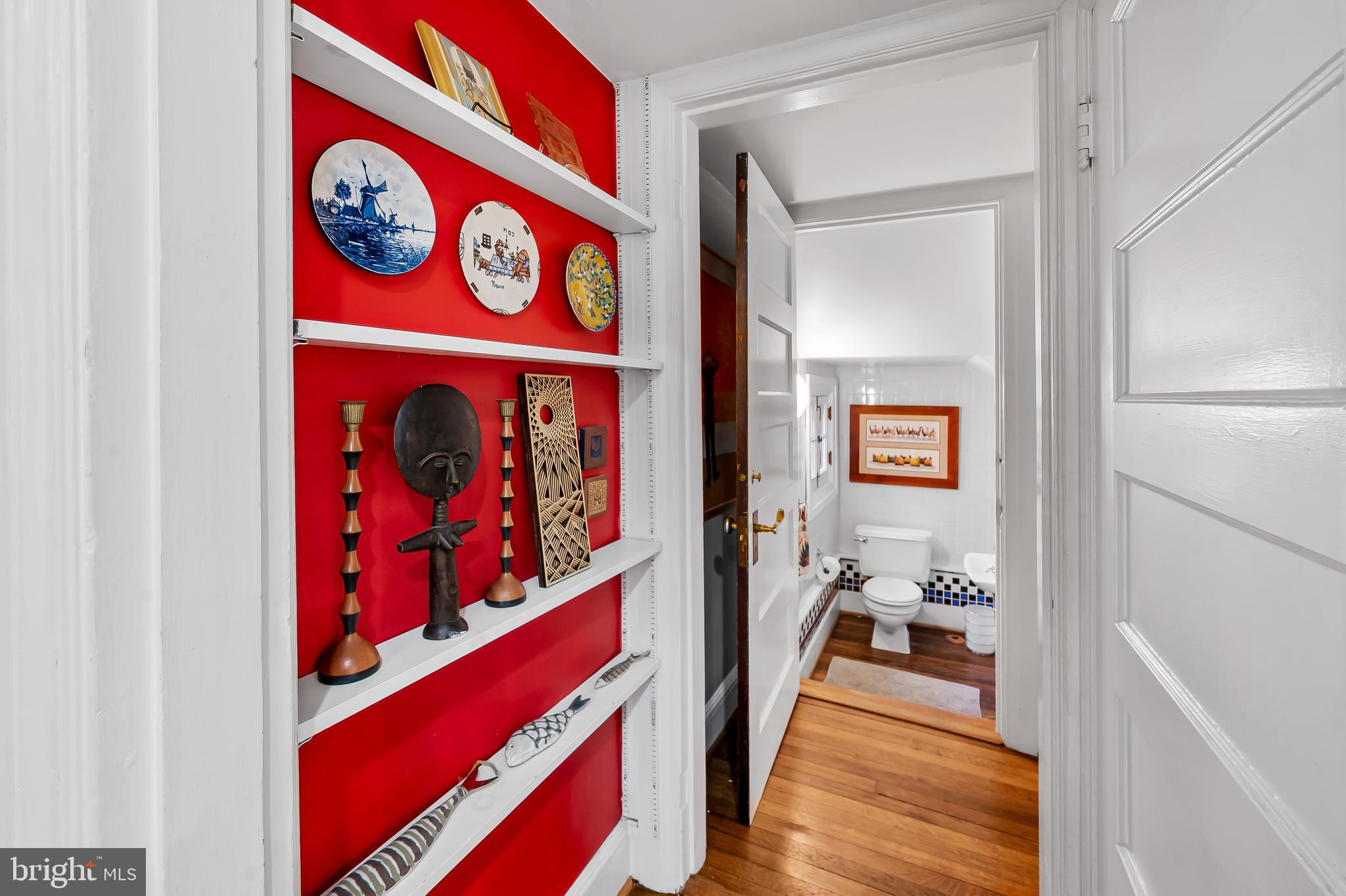 ROLAND PARK - Residential