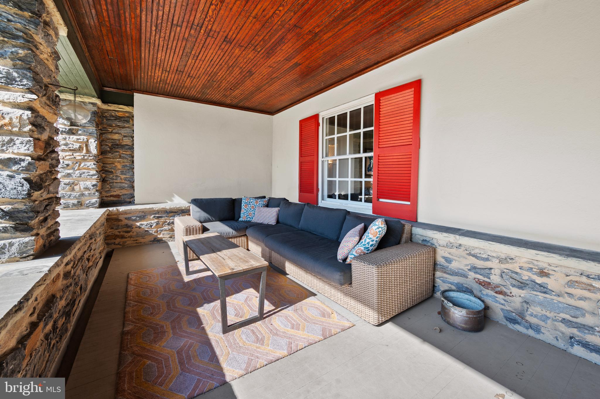 ROLAND PARK - Residential