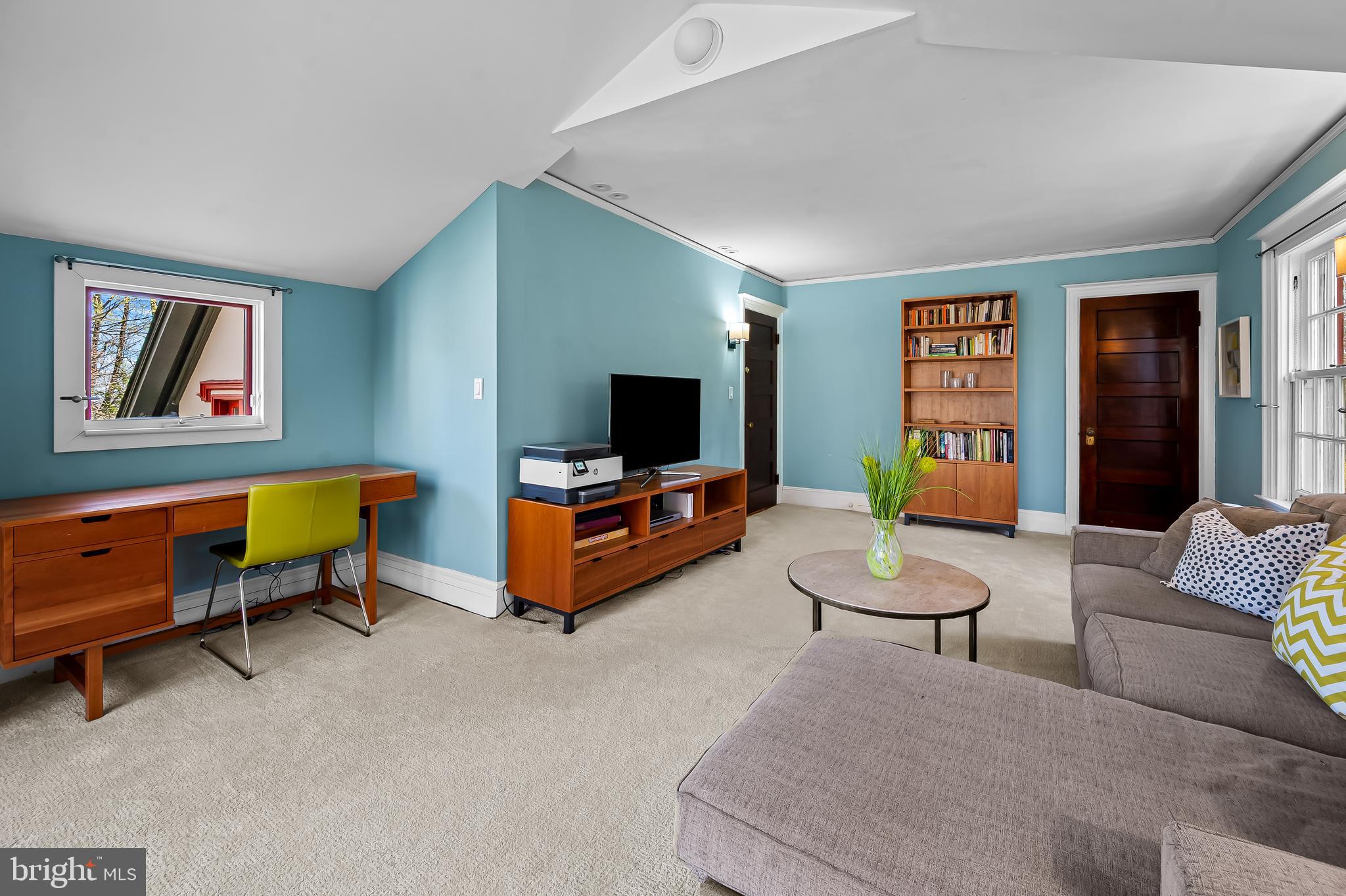 ROLAND PARK - Residential