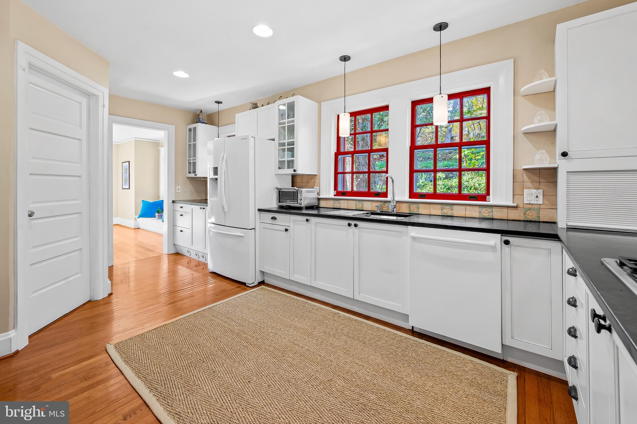 ROLAND PARK - Residential