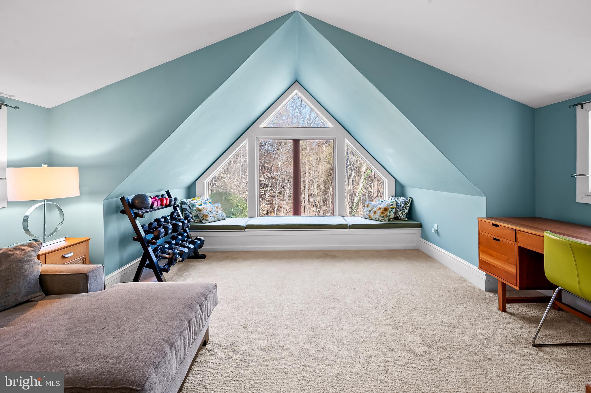 ROLAND PARK - Residential