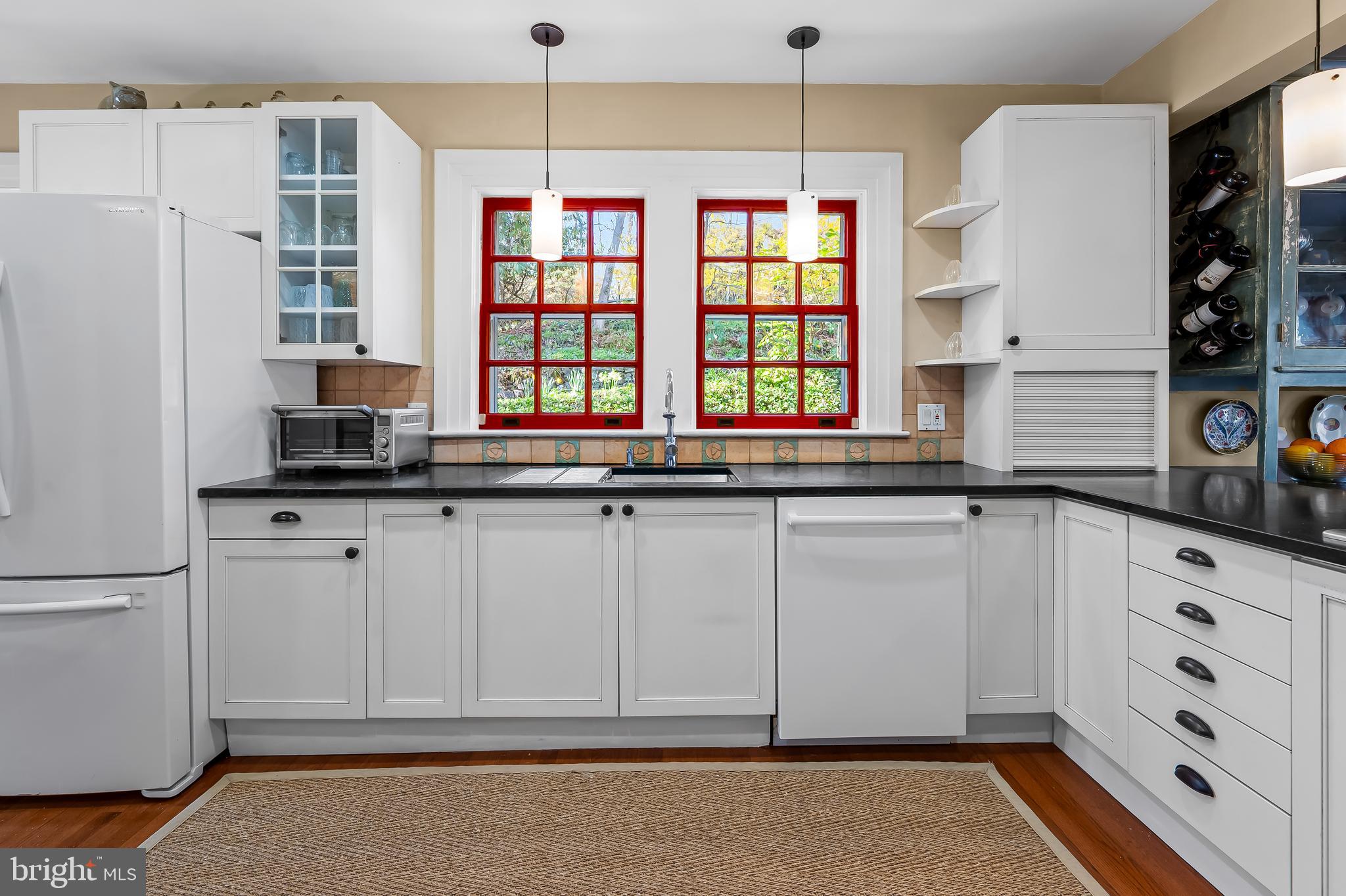 ROLAND PARK - Residential