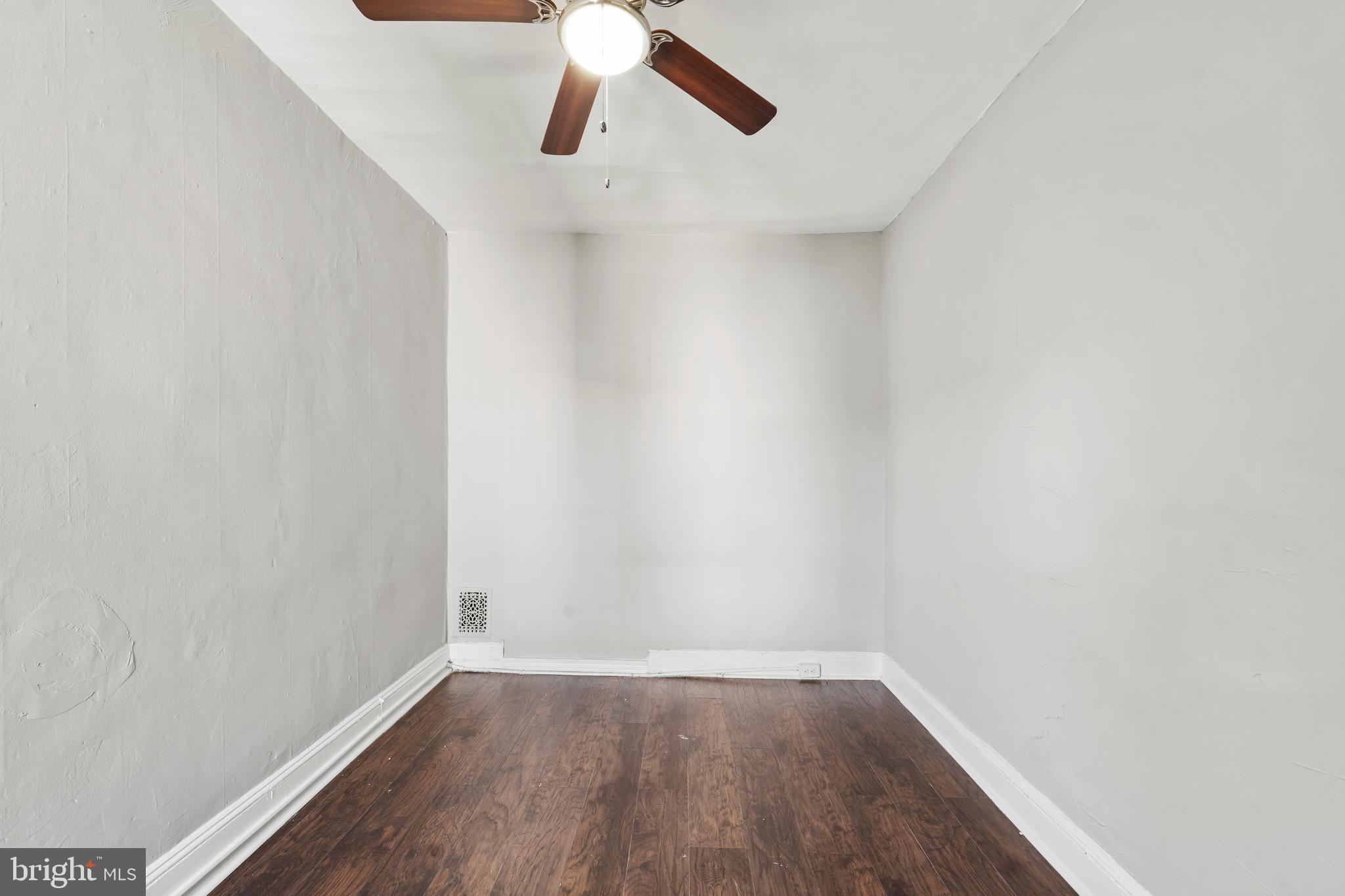 POINT BREEZE - Residential