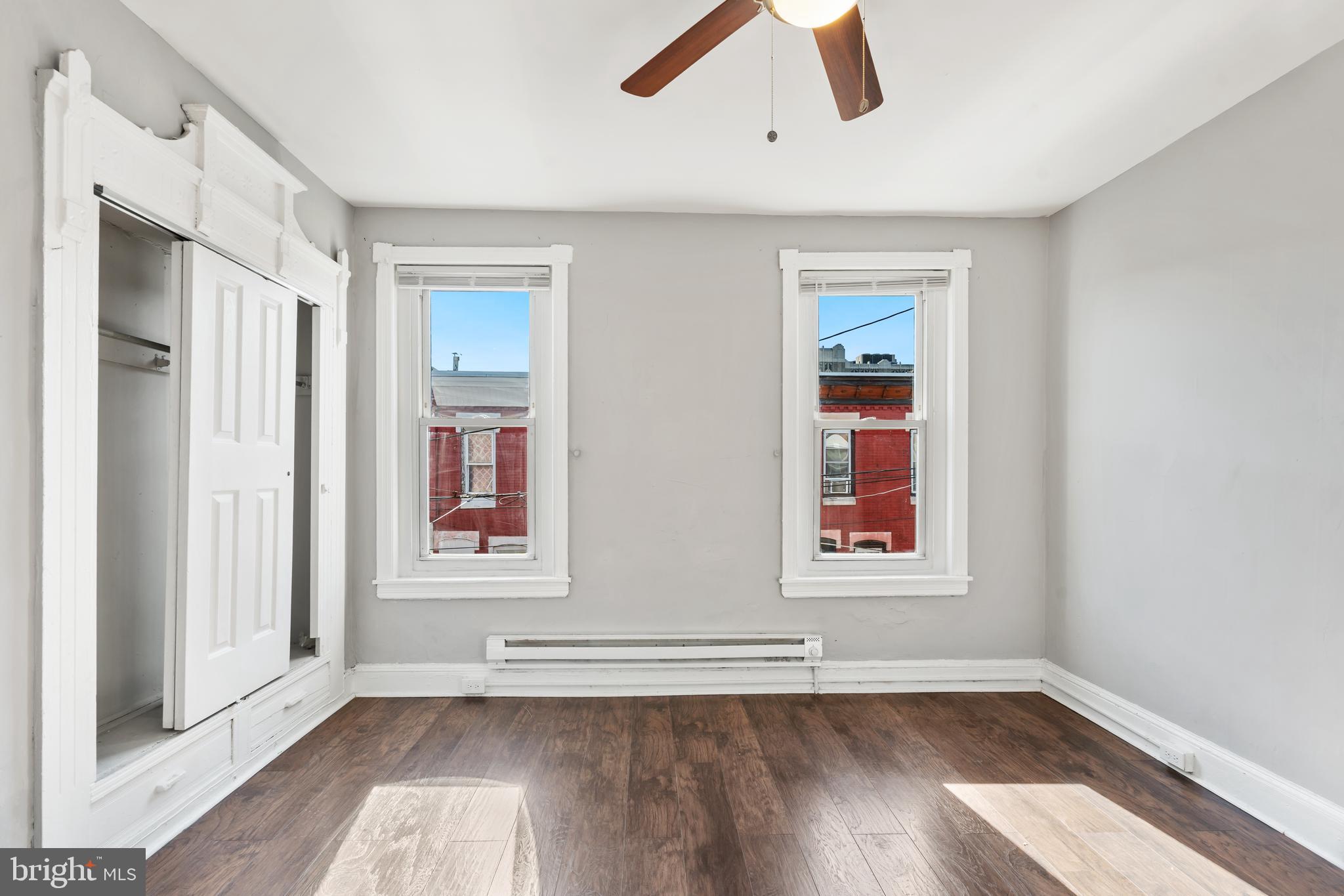 POINT BREEZE - Residential