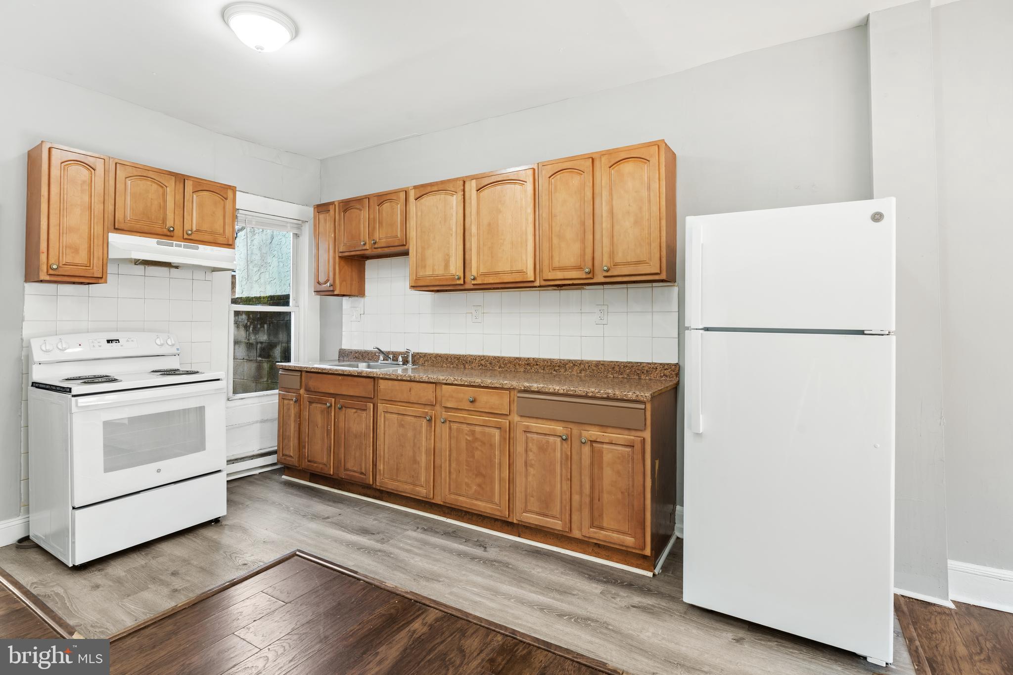 POINT BREEZE - Residential