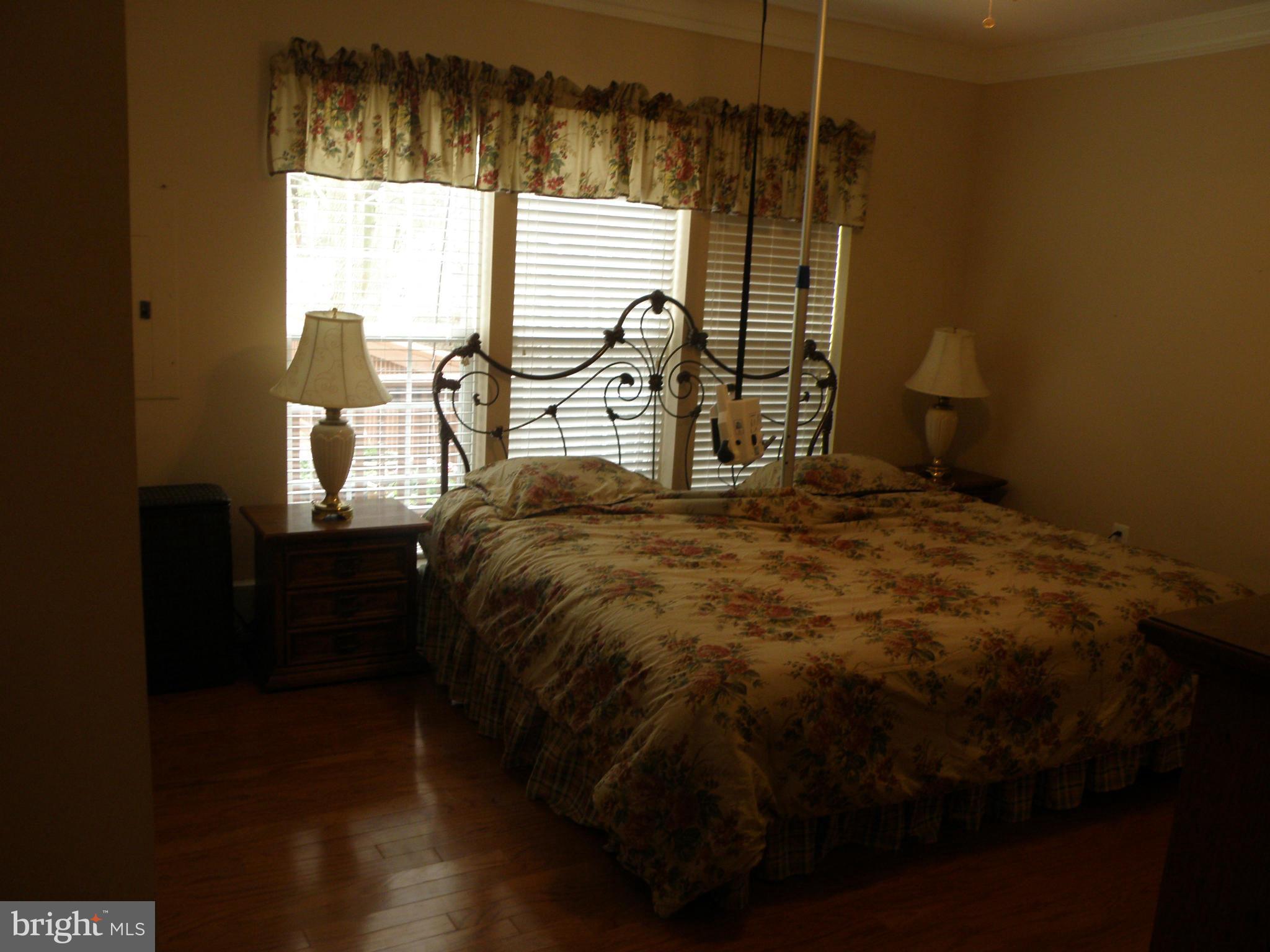 RIVER RIDGE - Residential