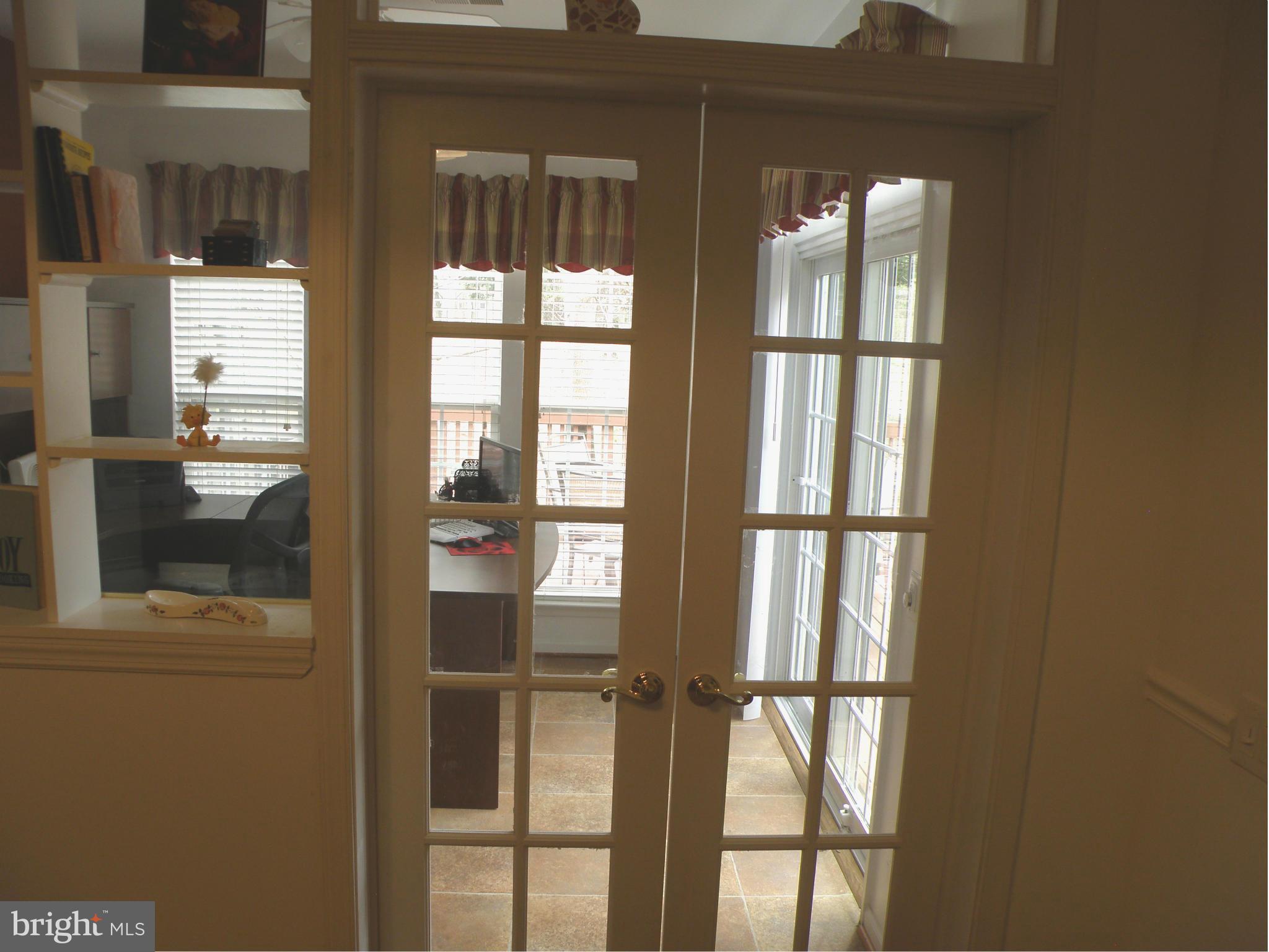 RIVER RIDGE - Residential