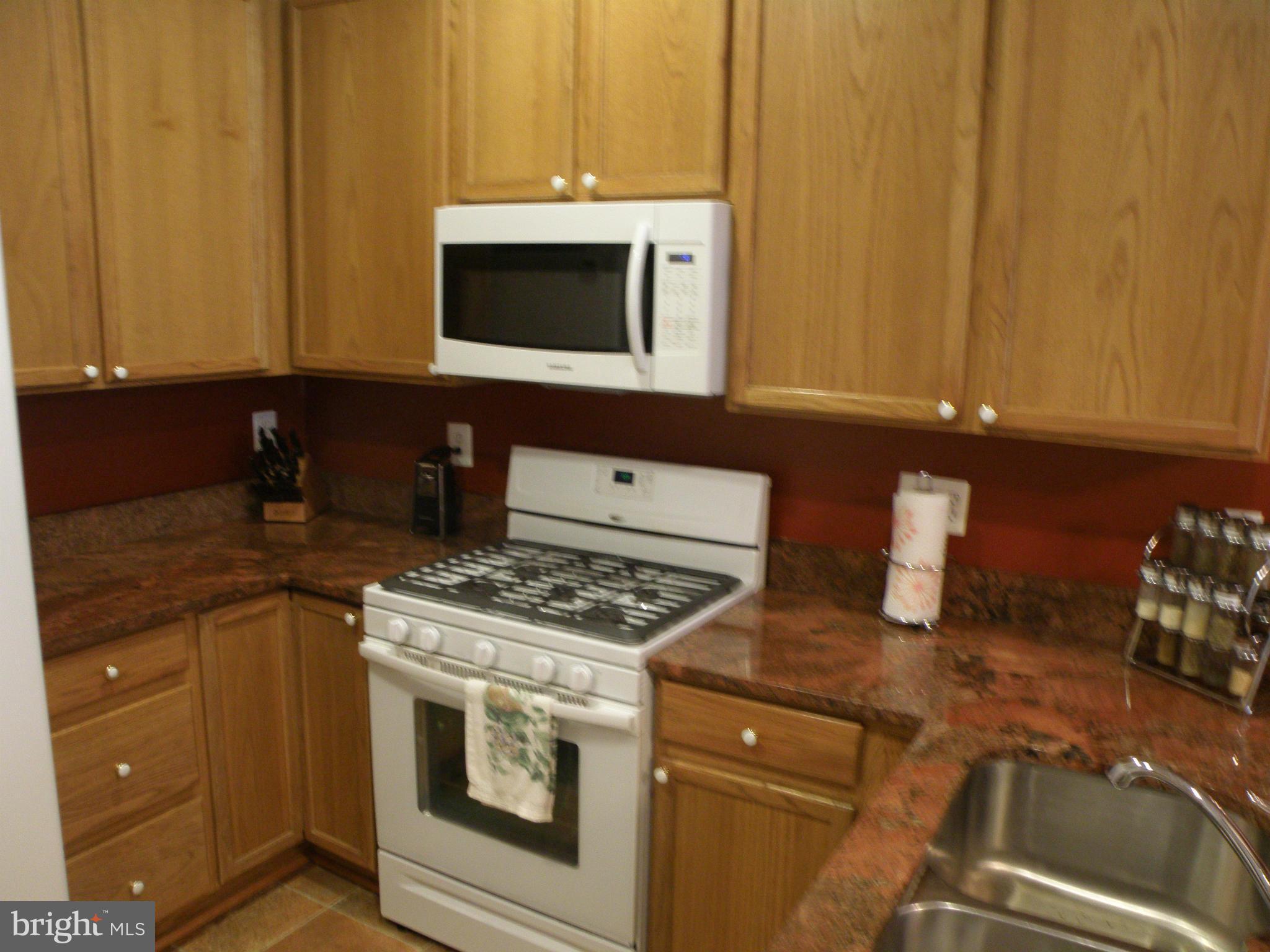 RIVER RIDGE - Residential