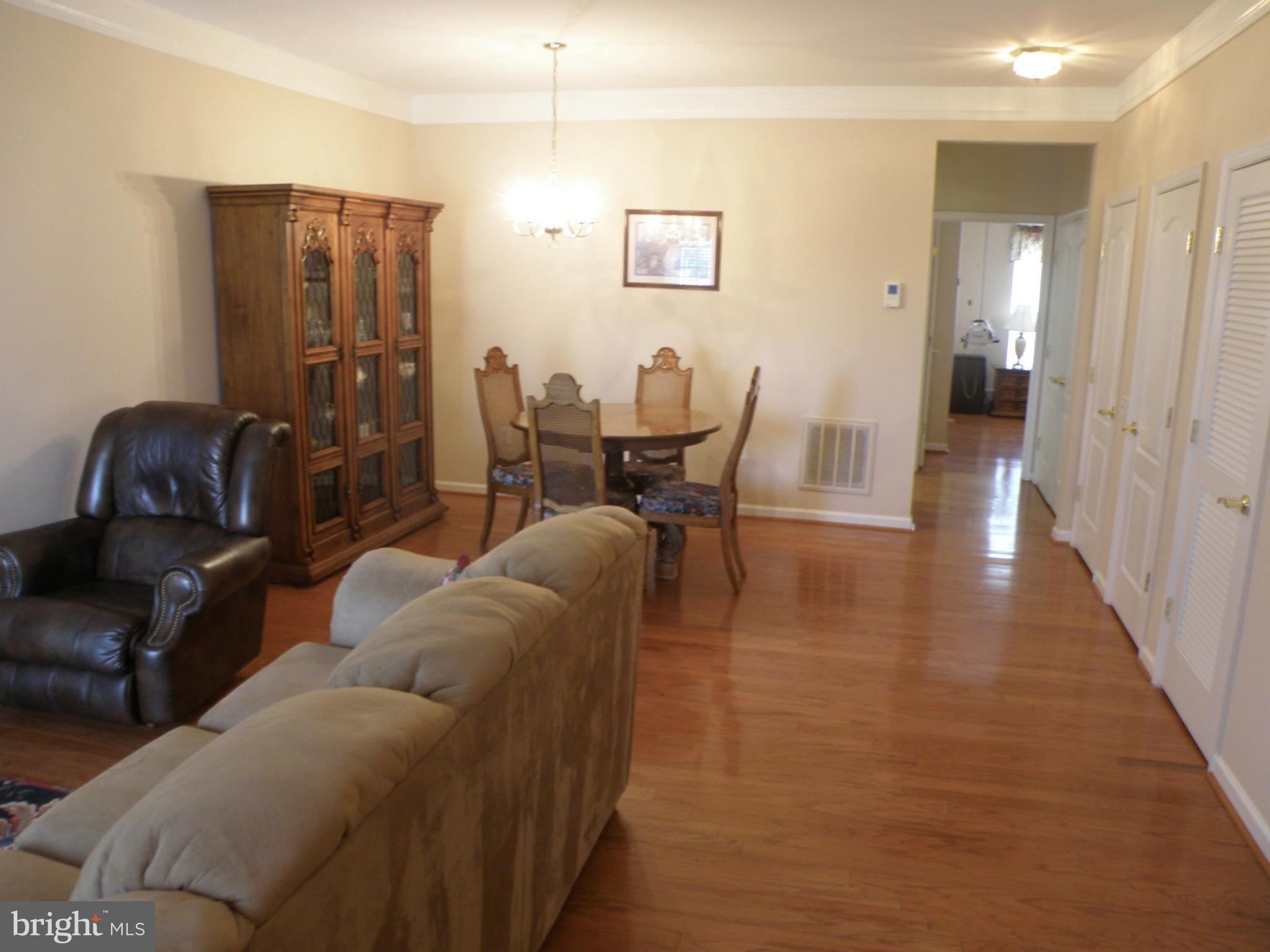 RIVER RIDGE - Residential