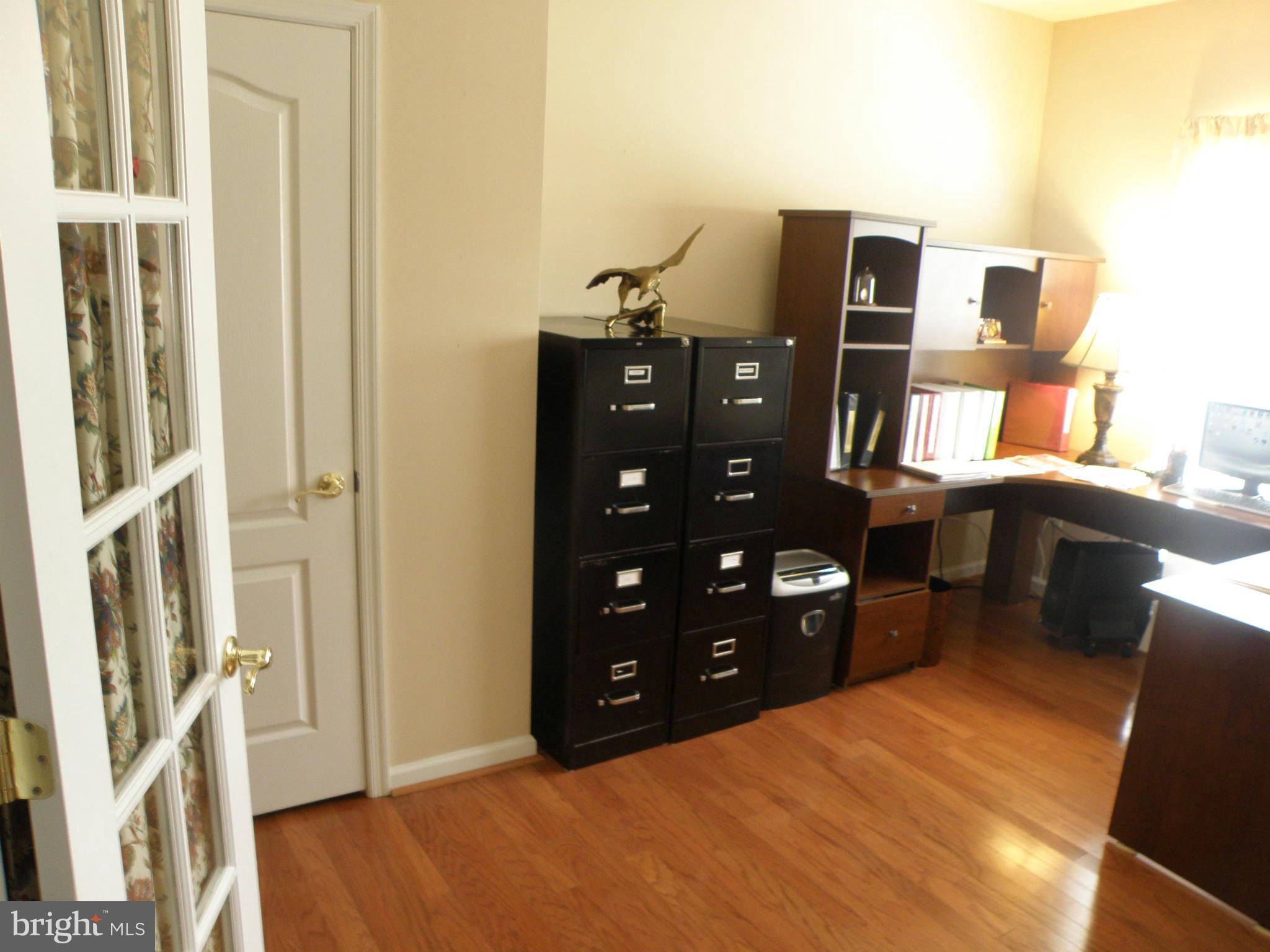 RIVER RIDGE - Residential