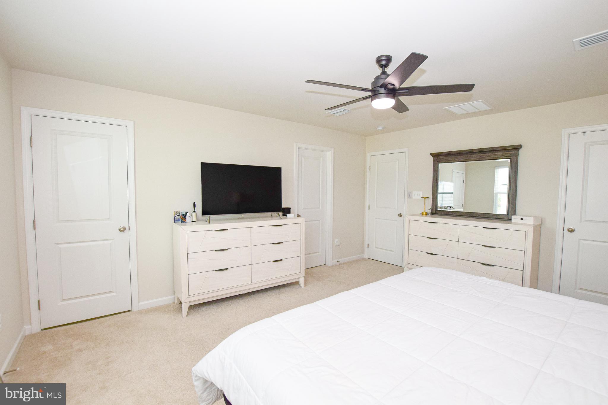 CARDINAL POINTE - Residential