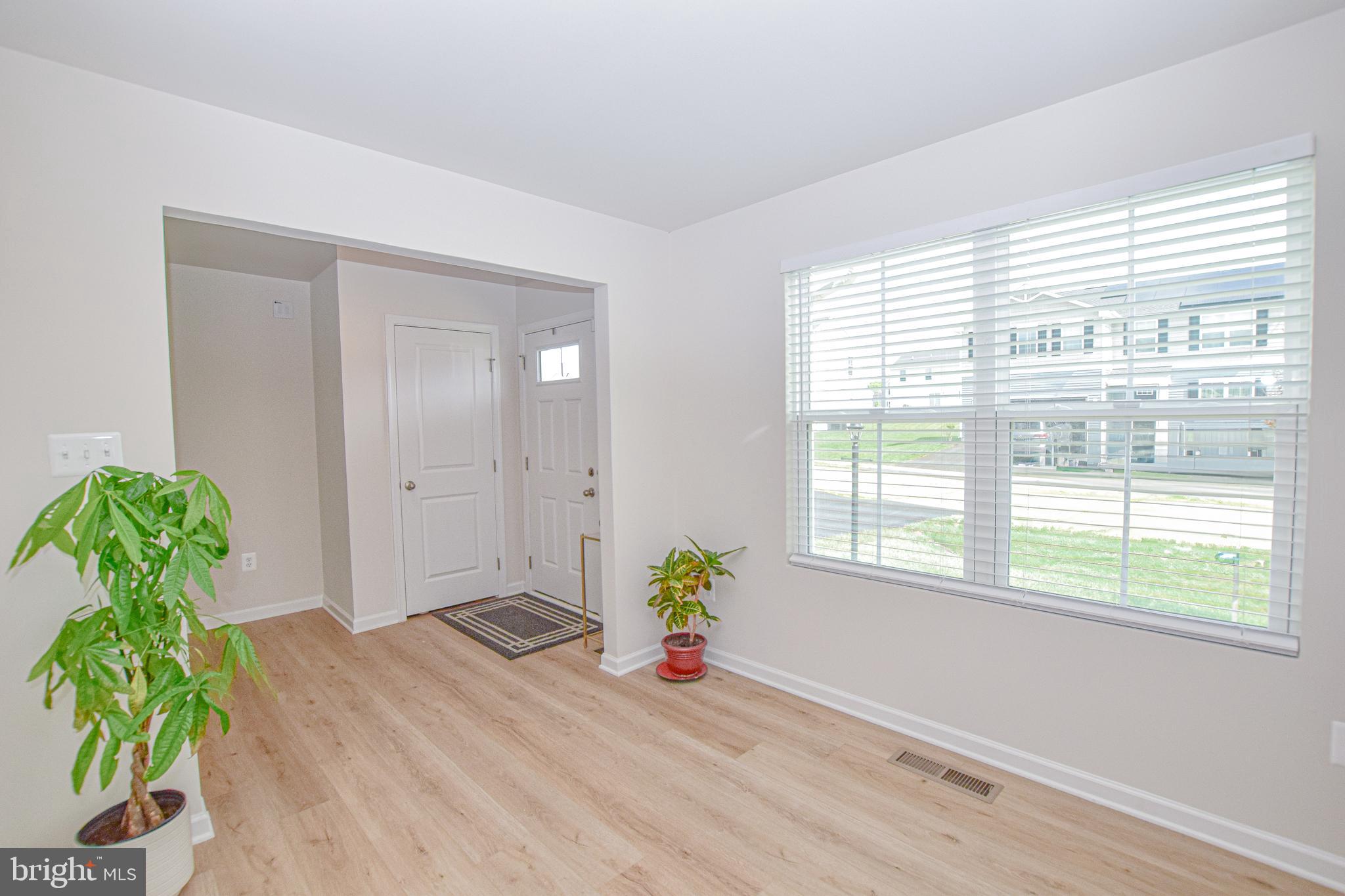 CARDINAL POINTE - Residential