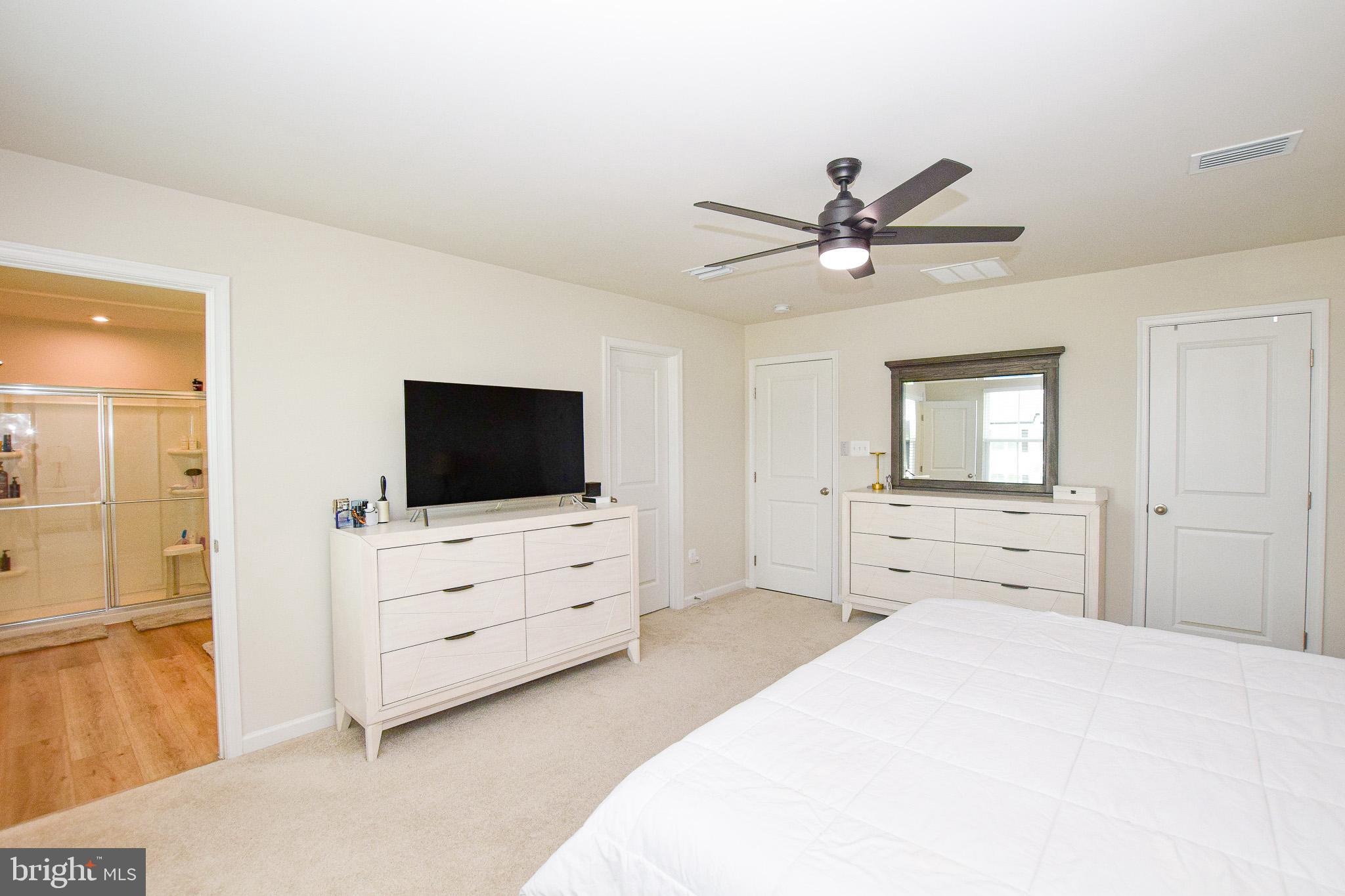 CARDINAL POINTE - Residential