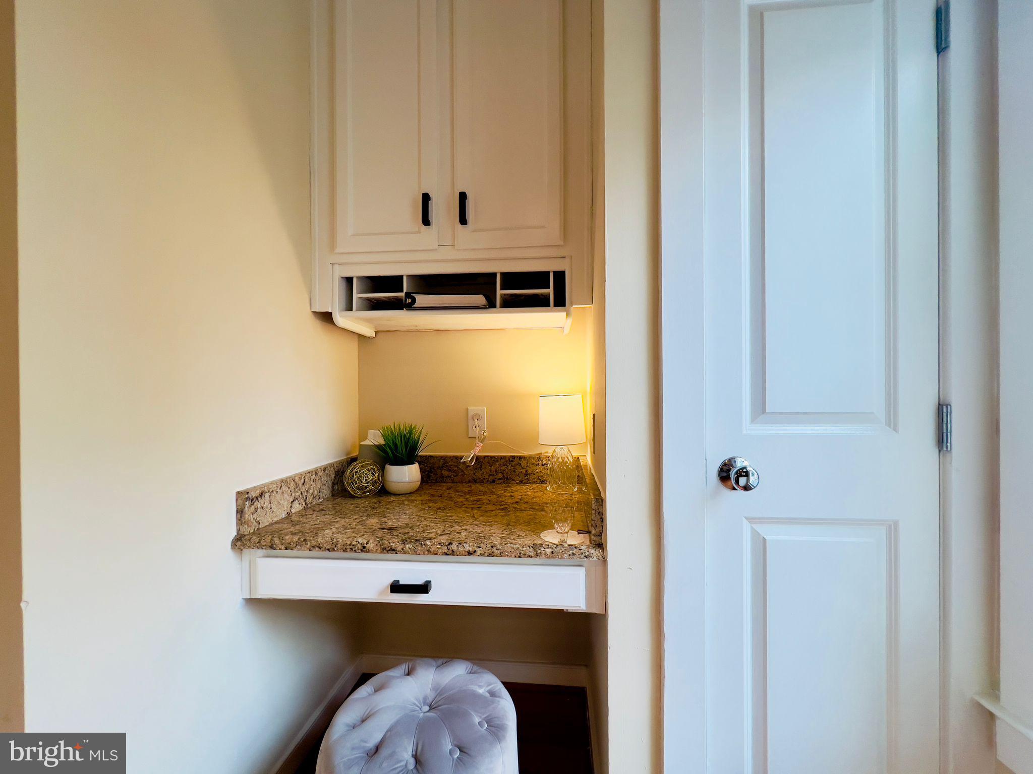 BROWNSTONES AT WHEATON - Residential