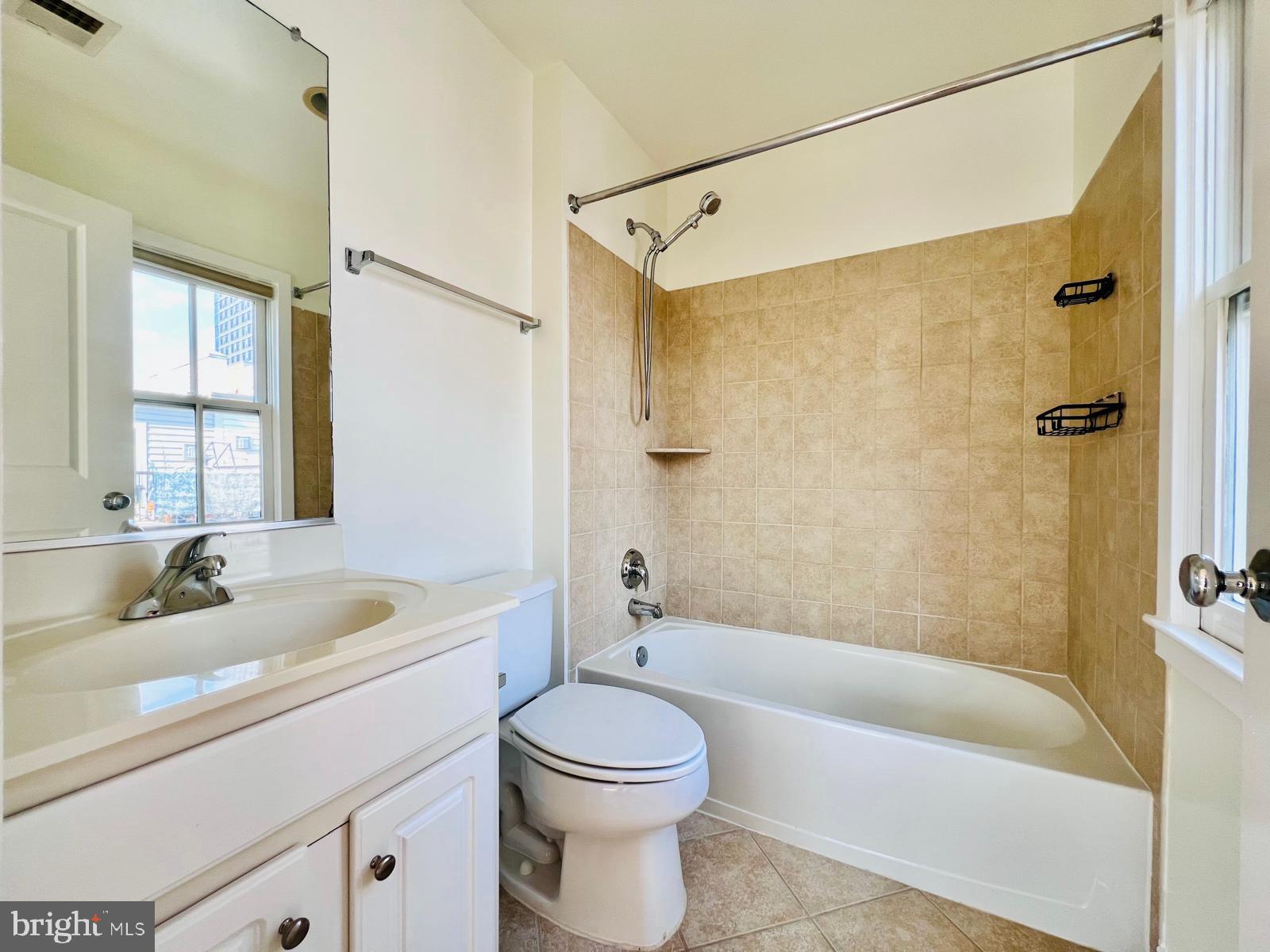 BROWNSTONES AT WHEATON - Residential