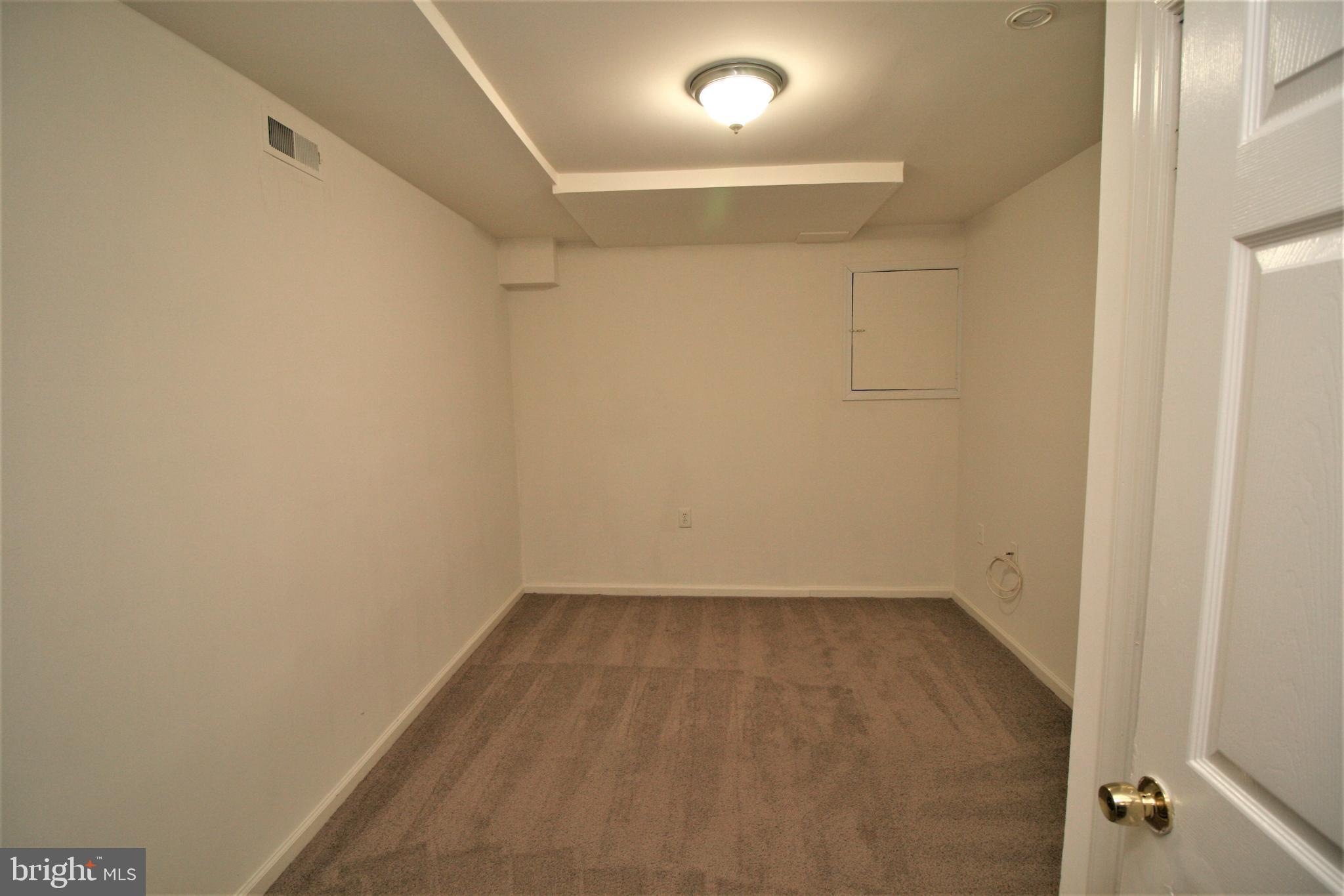 FOXWOOD - Residential Lease