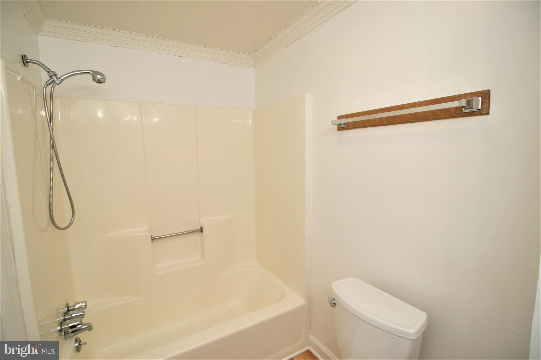 FOXWOOD - Residential Lease