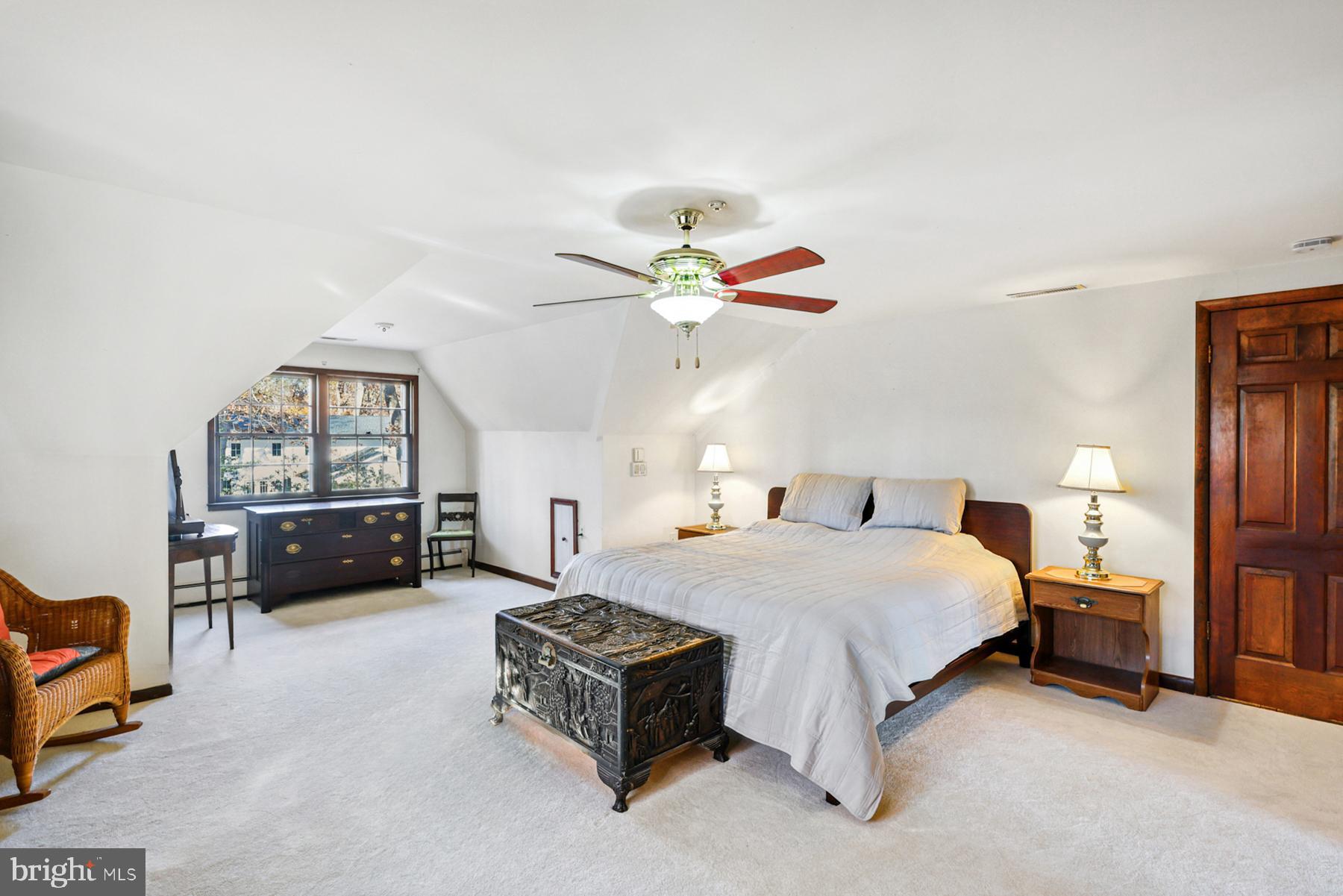 LONGMEADOW - Residential