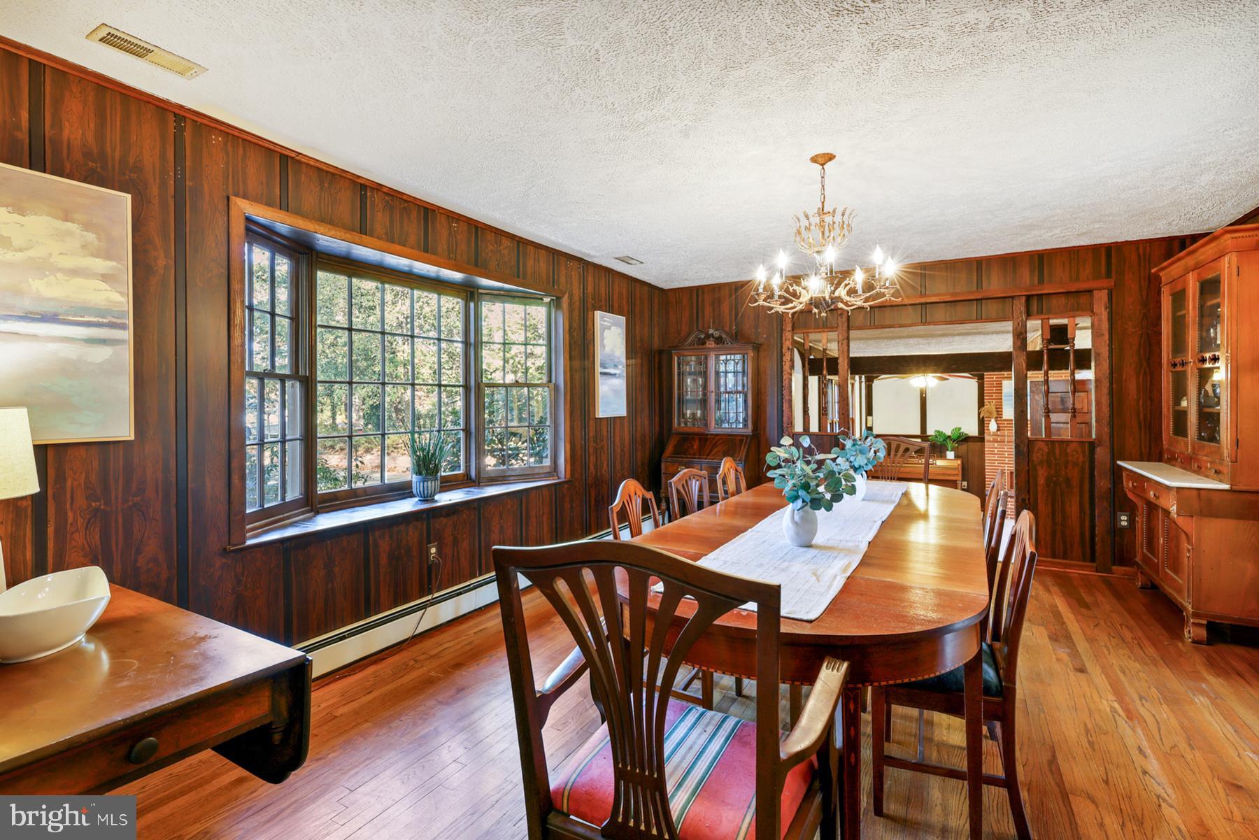 LONGMEADOW - Residential