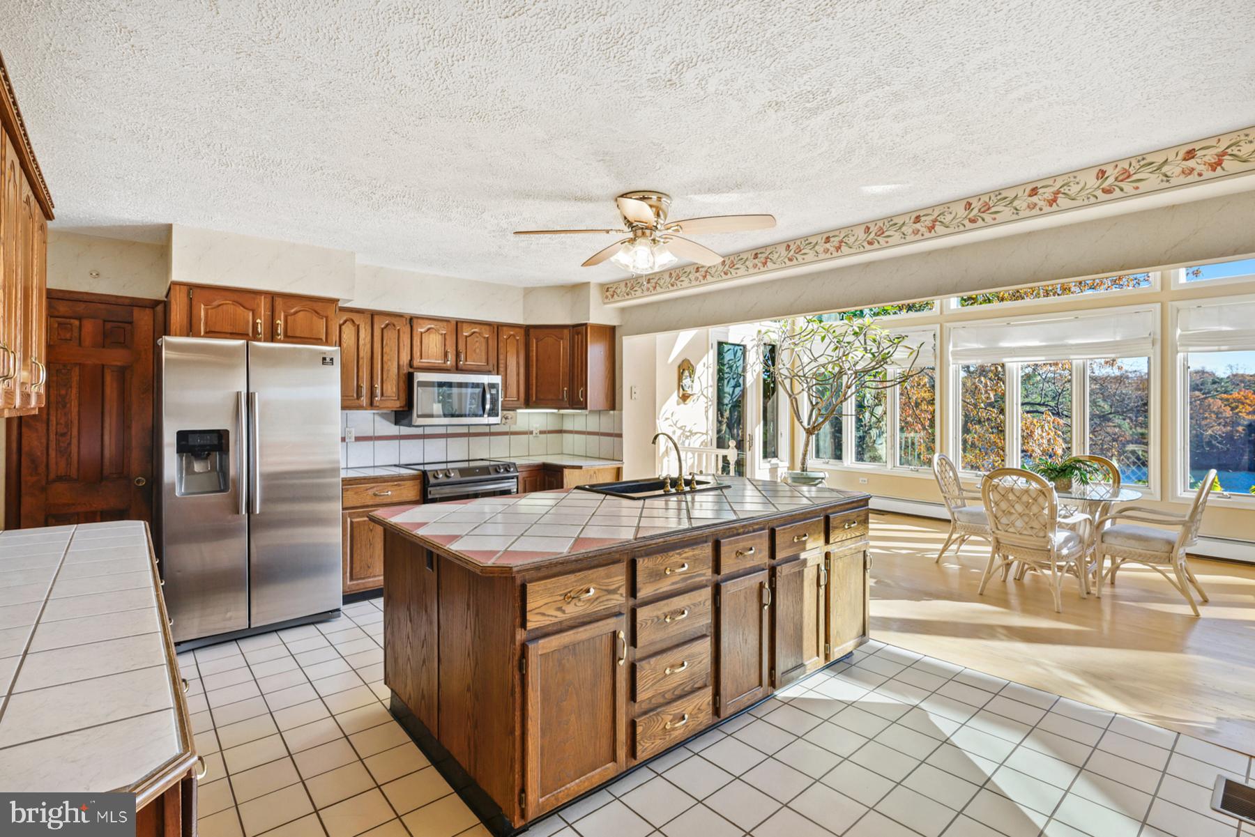 LONGMEADOW - Residential