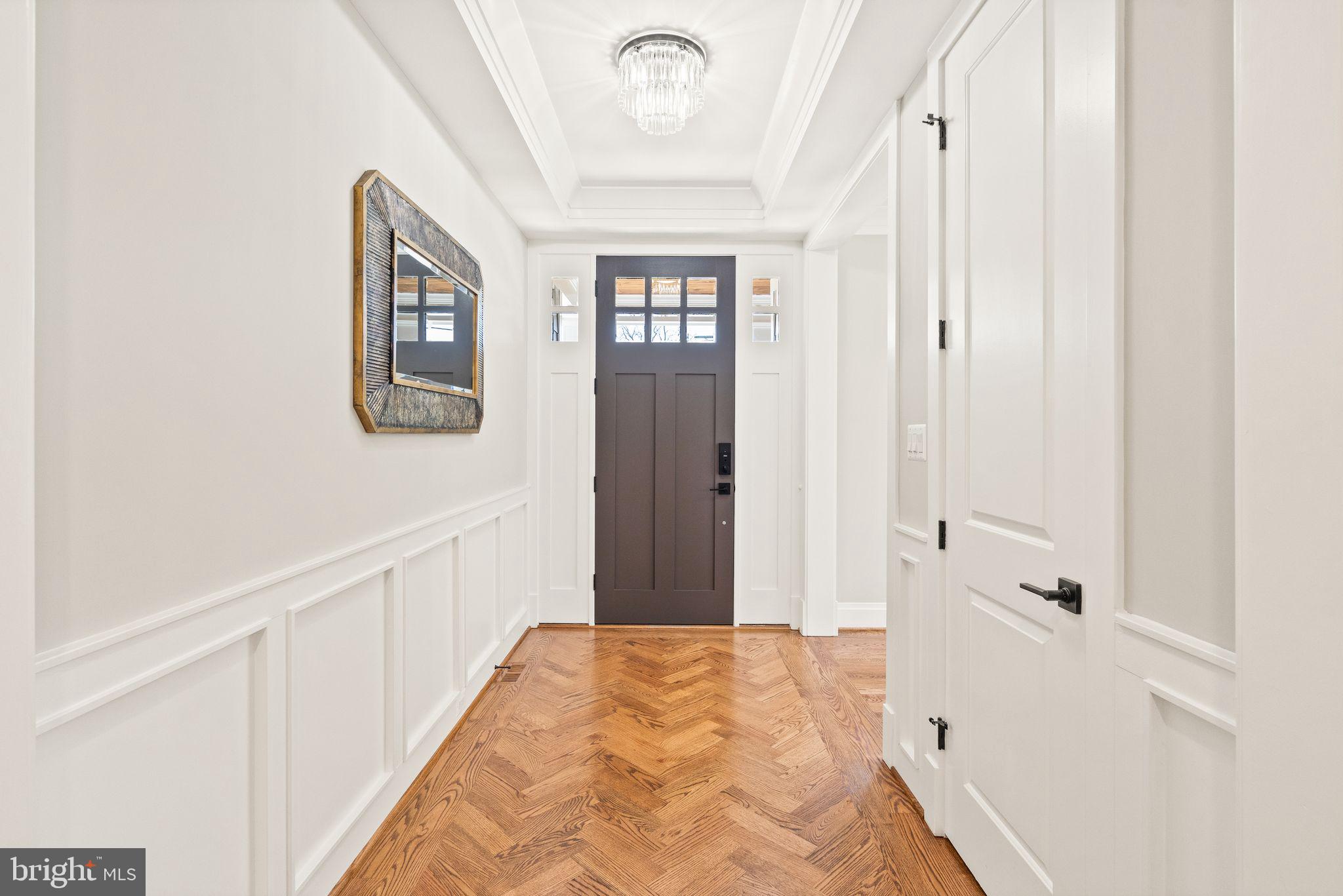 VIENNA WOODS - Residential