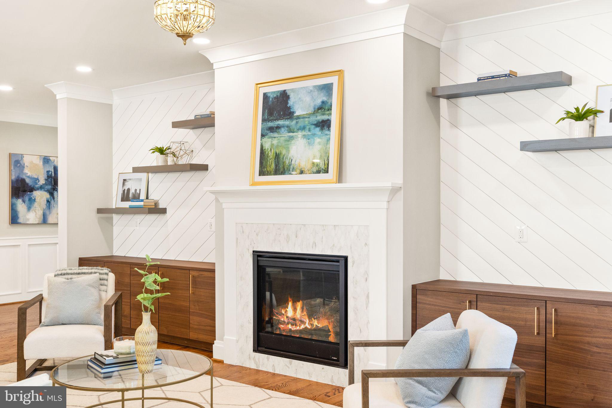 VIENNA WOODS - Residential