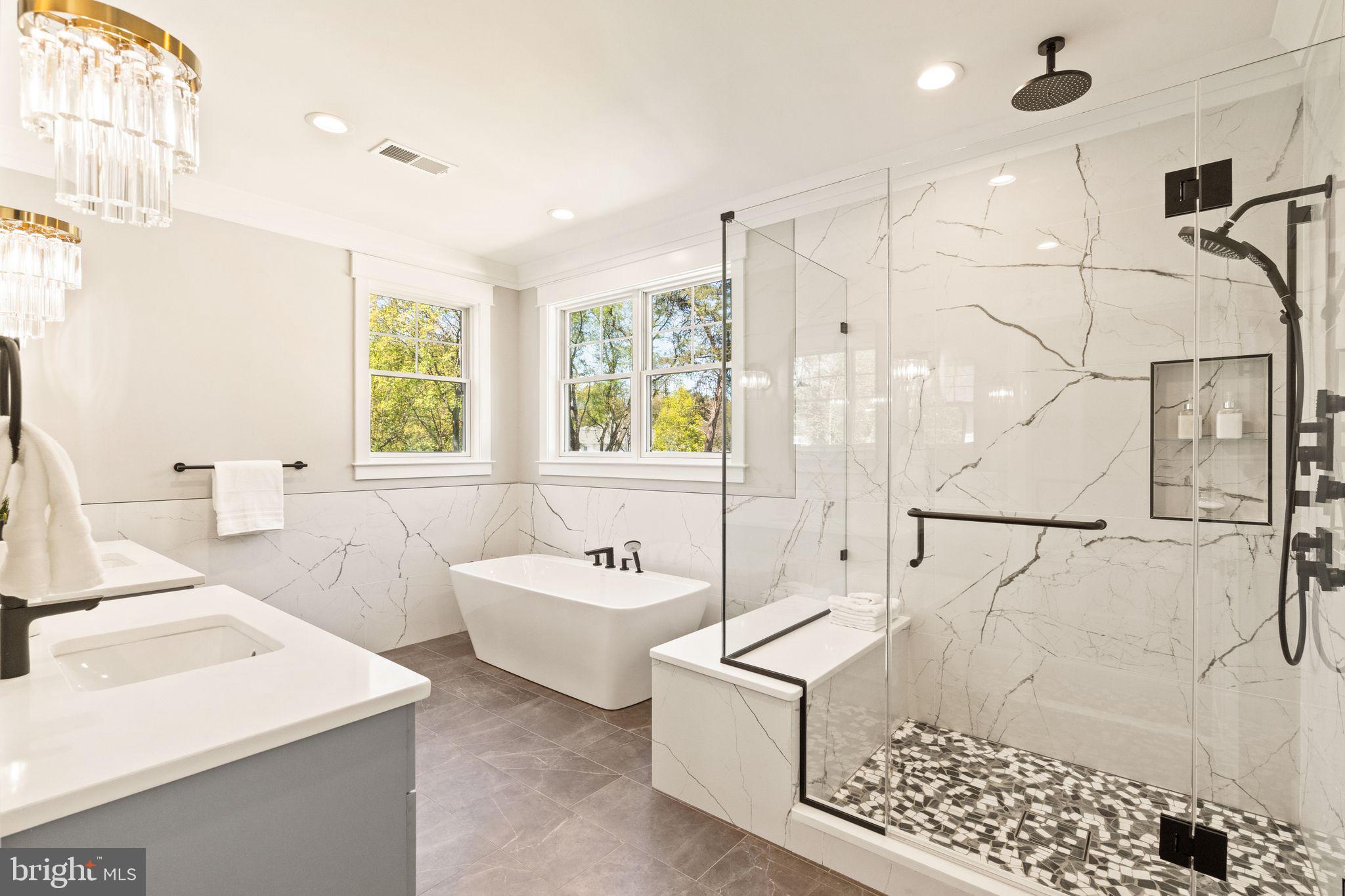 VIENNA WOODS - Residential