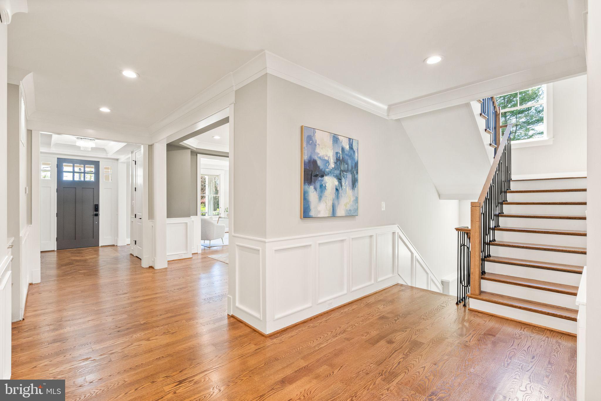 VIENNA WOODS - Residential