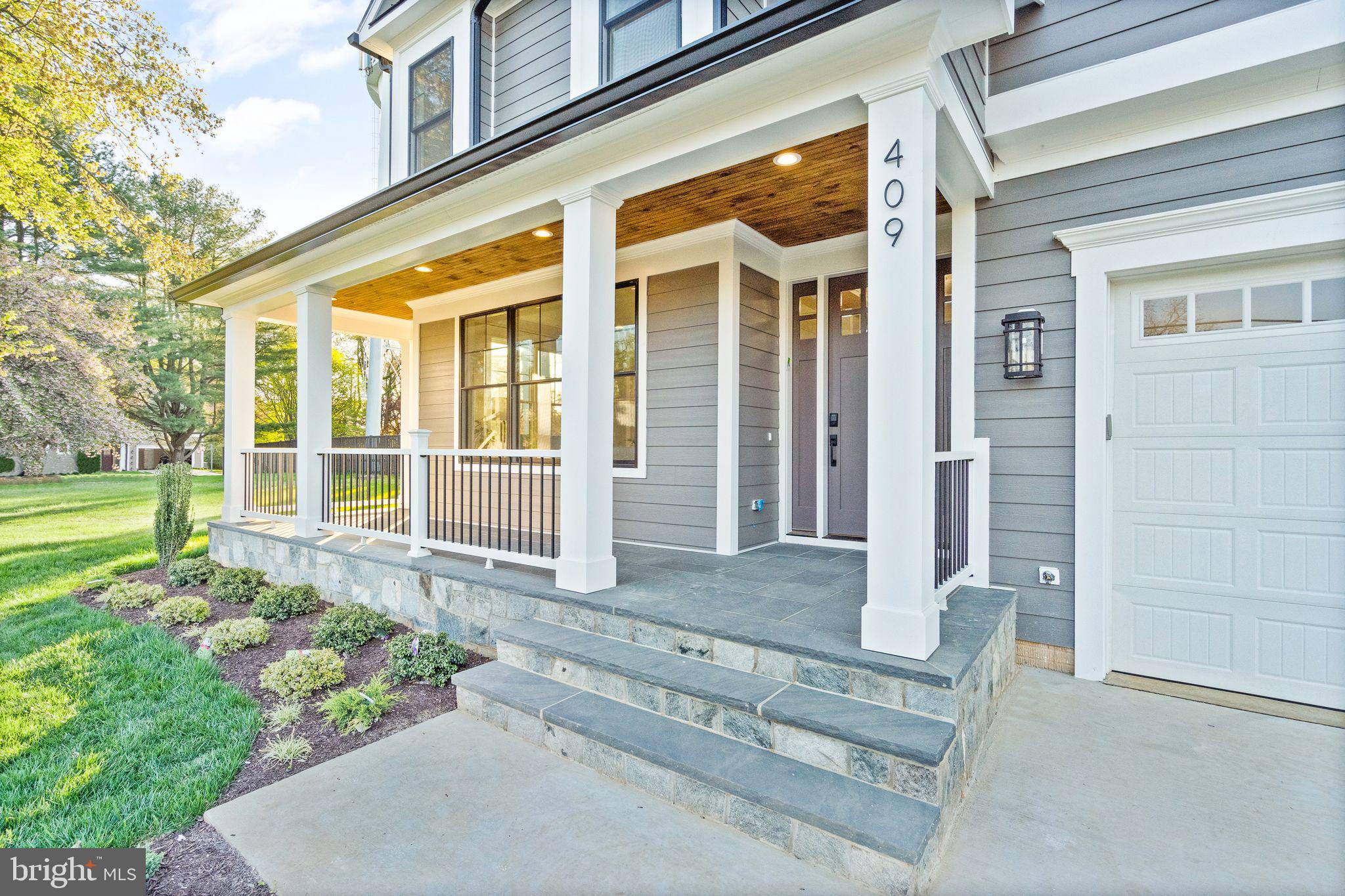 VIENNA WOODS - Residential