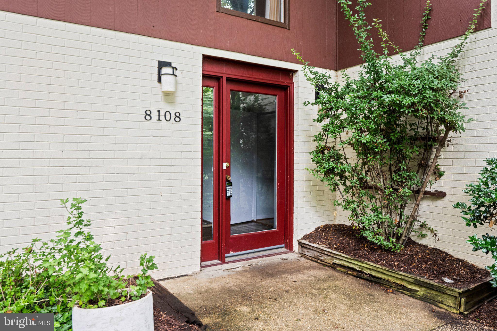 8108 TIMBER VALLEY COURT