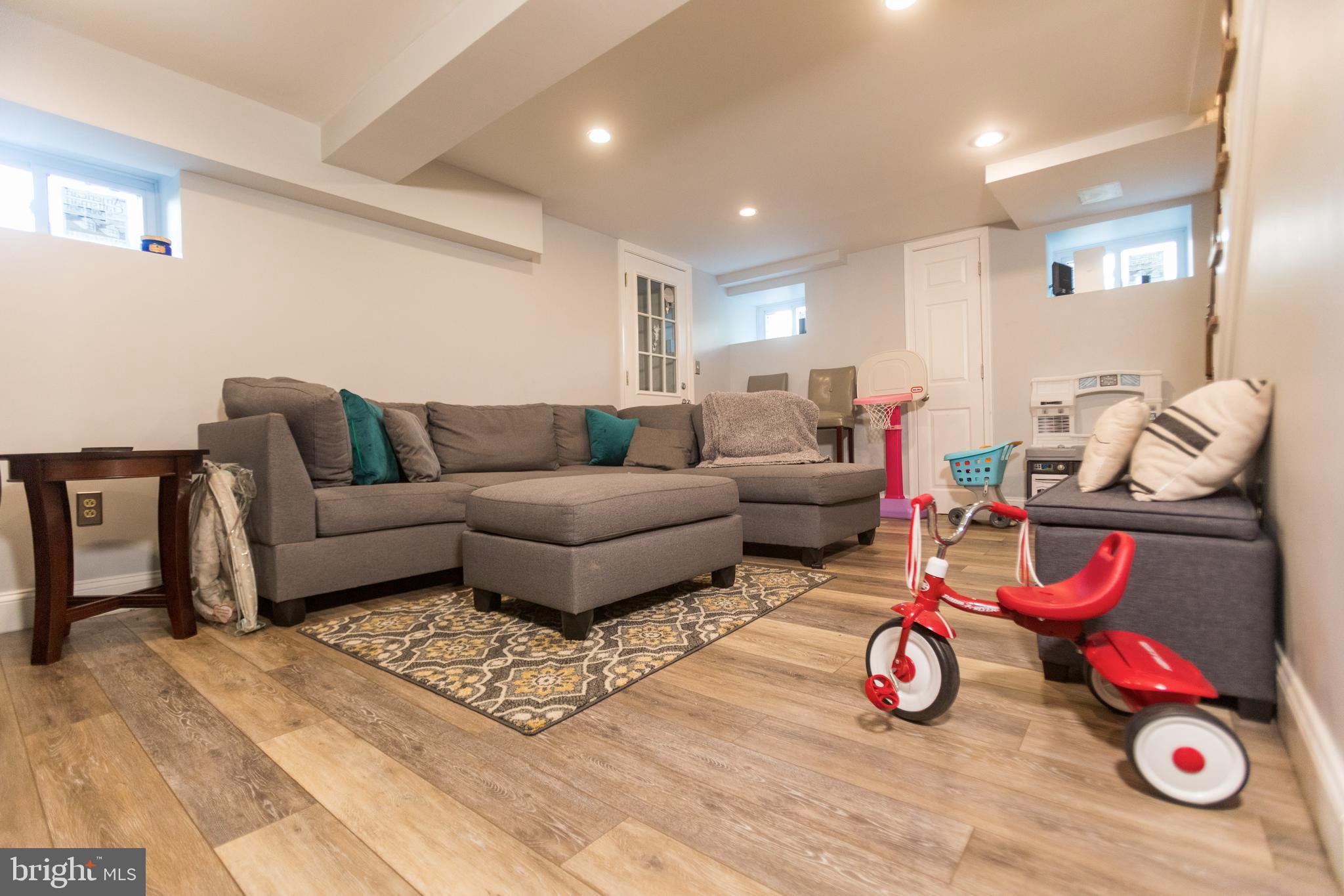 HUNTING RIDGE HISTORIC DISTRICT - Residential