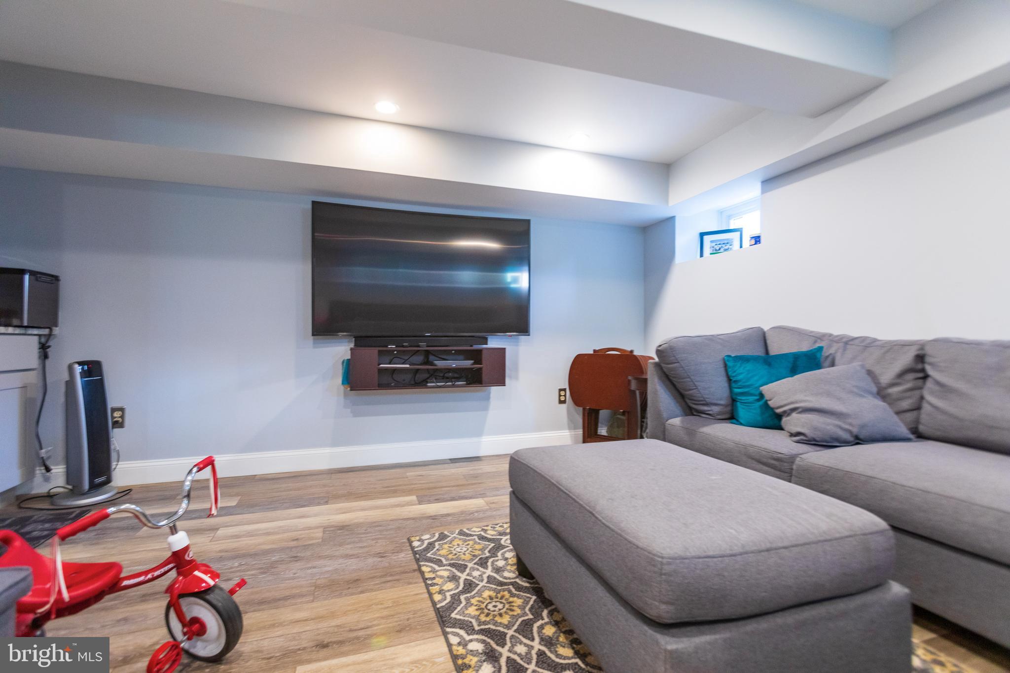 HUNTING RIDGE HISTORIC DISTRICT - Residential