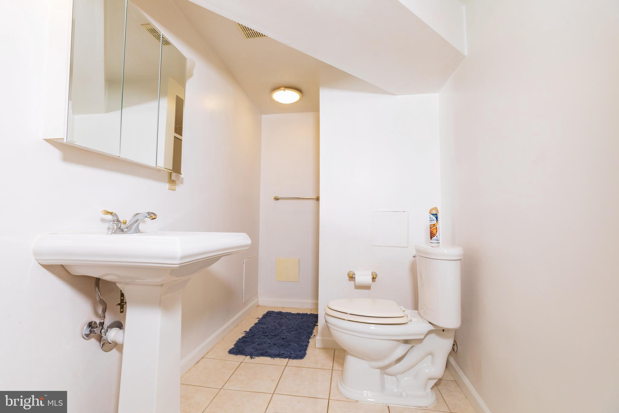 HUNTING RIDGE HISTORIC DISTRICT - Residential