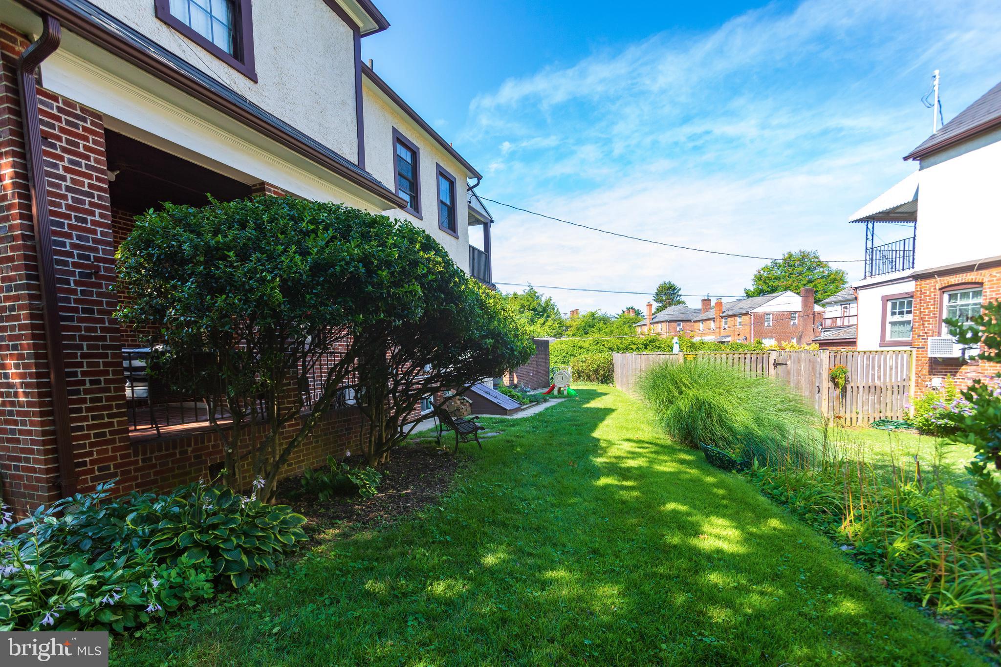 HUNTING RIDGE HISTORIC DISTRICT - Residential