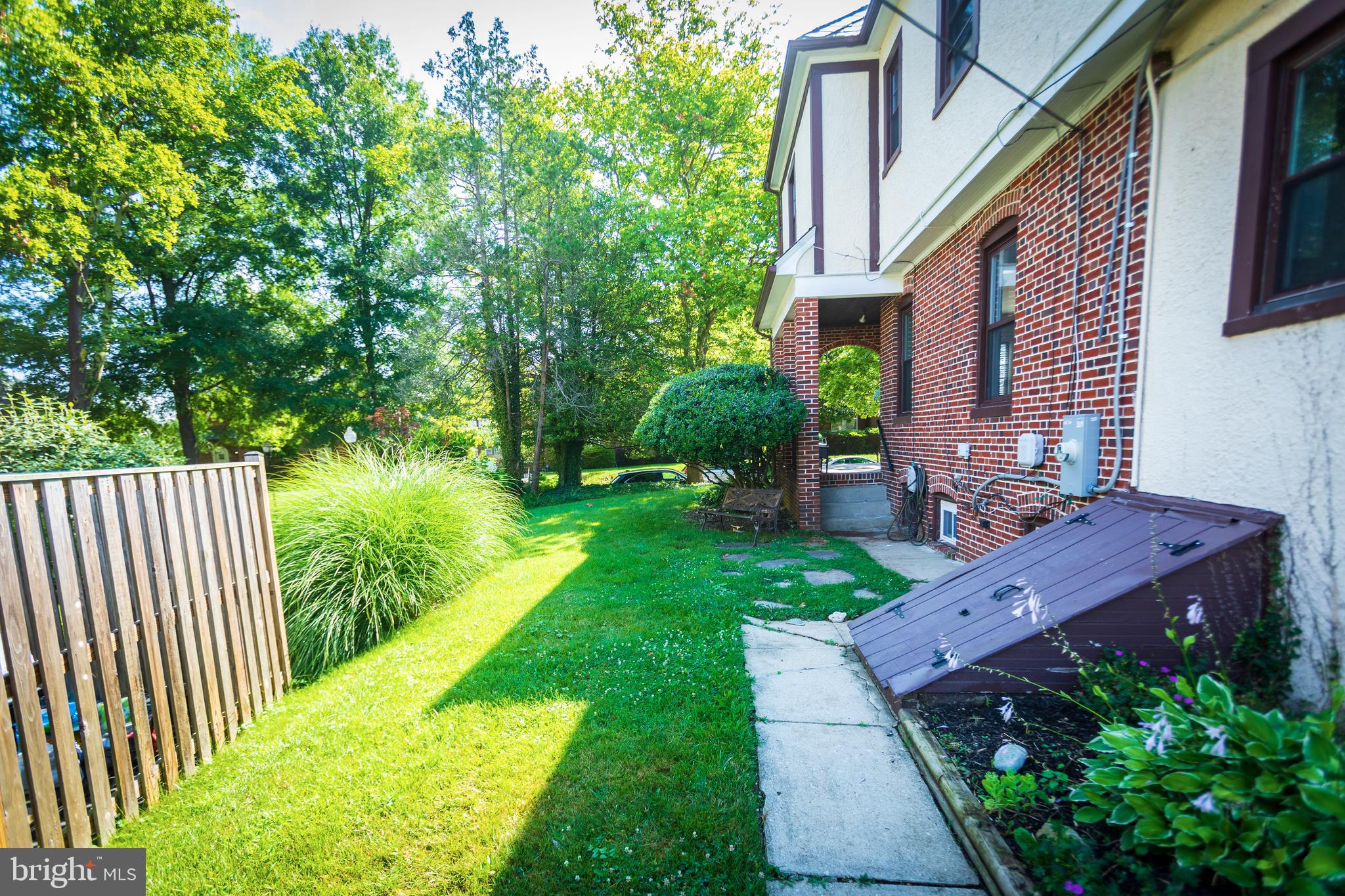 HUNTING RIDGE HISTORIC DISTRICT - Residential