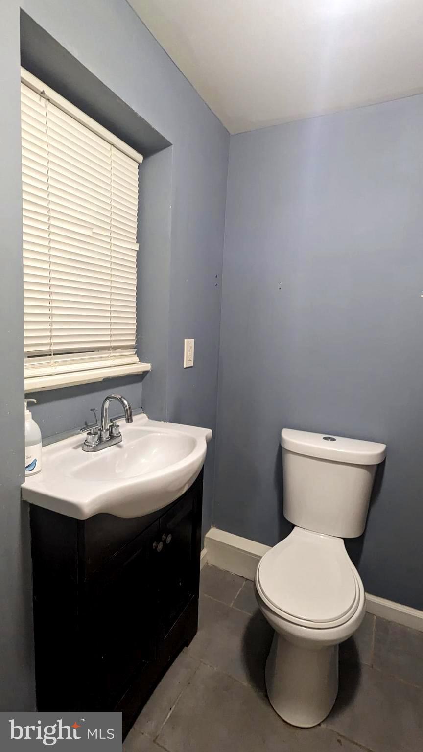 LITTLE ITALY - Residential Lease